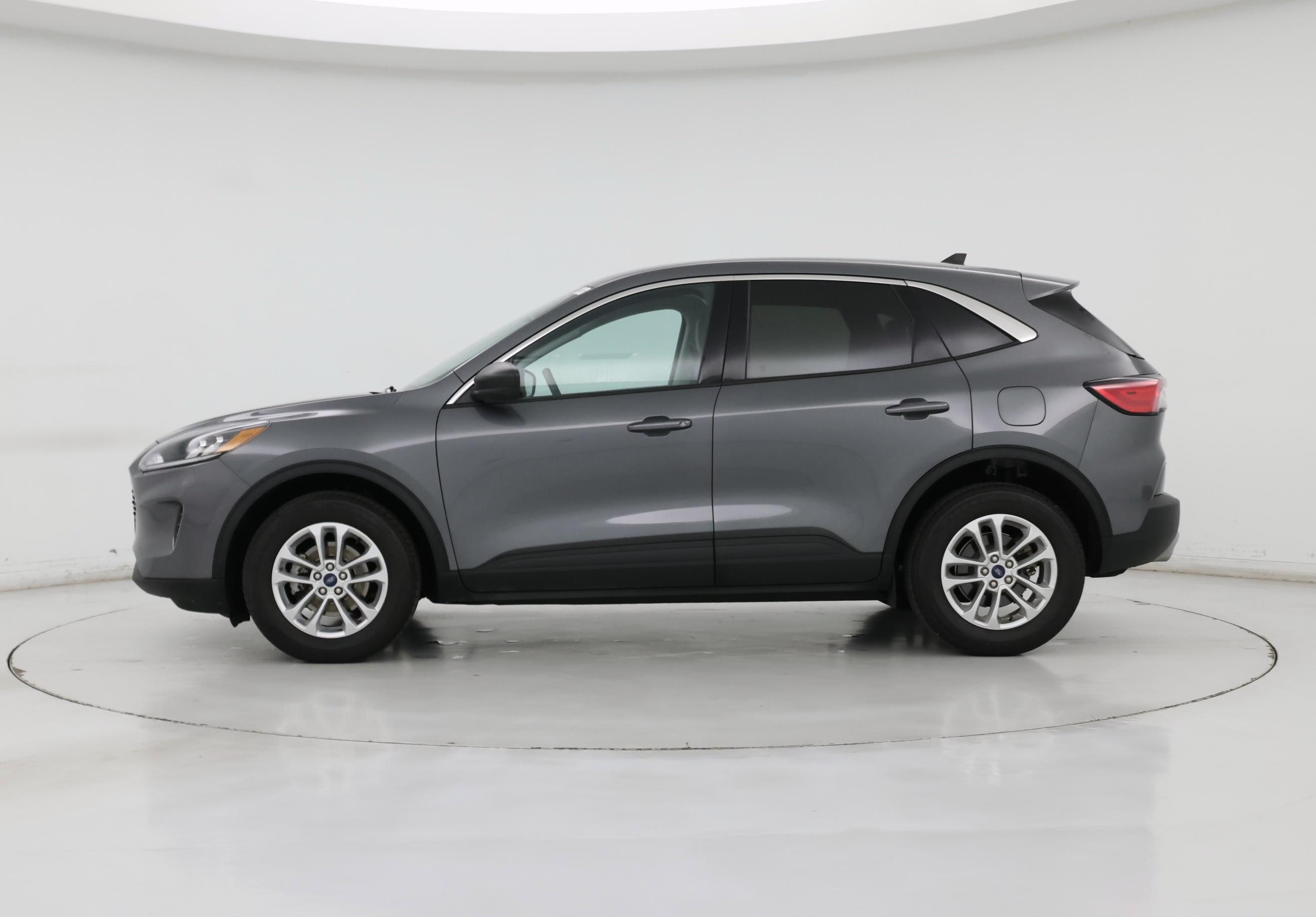 Thumbnail: 2022 Ford Escape - 3
