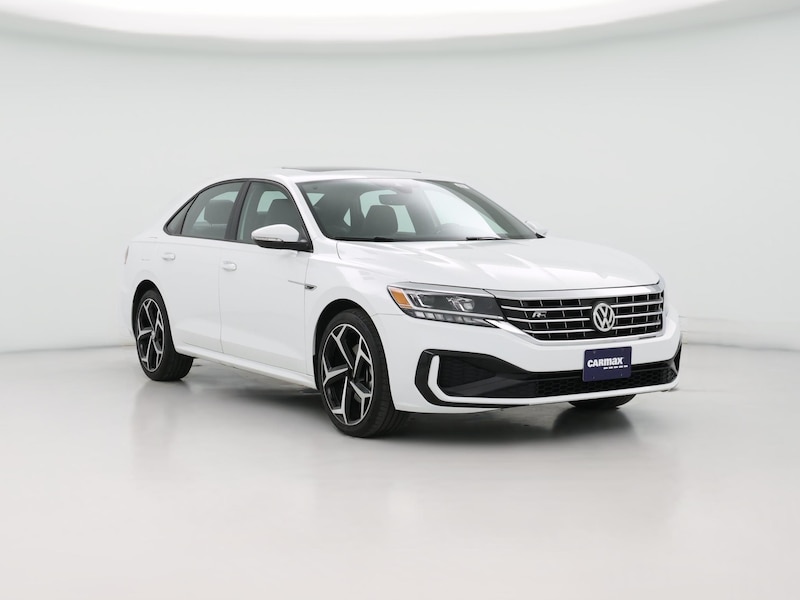 2022 Volkswagen Passat R-Line