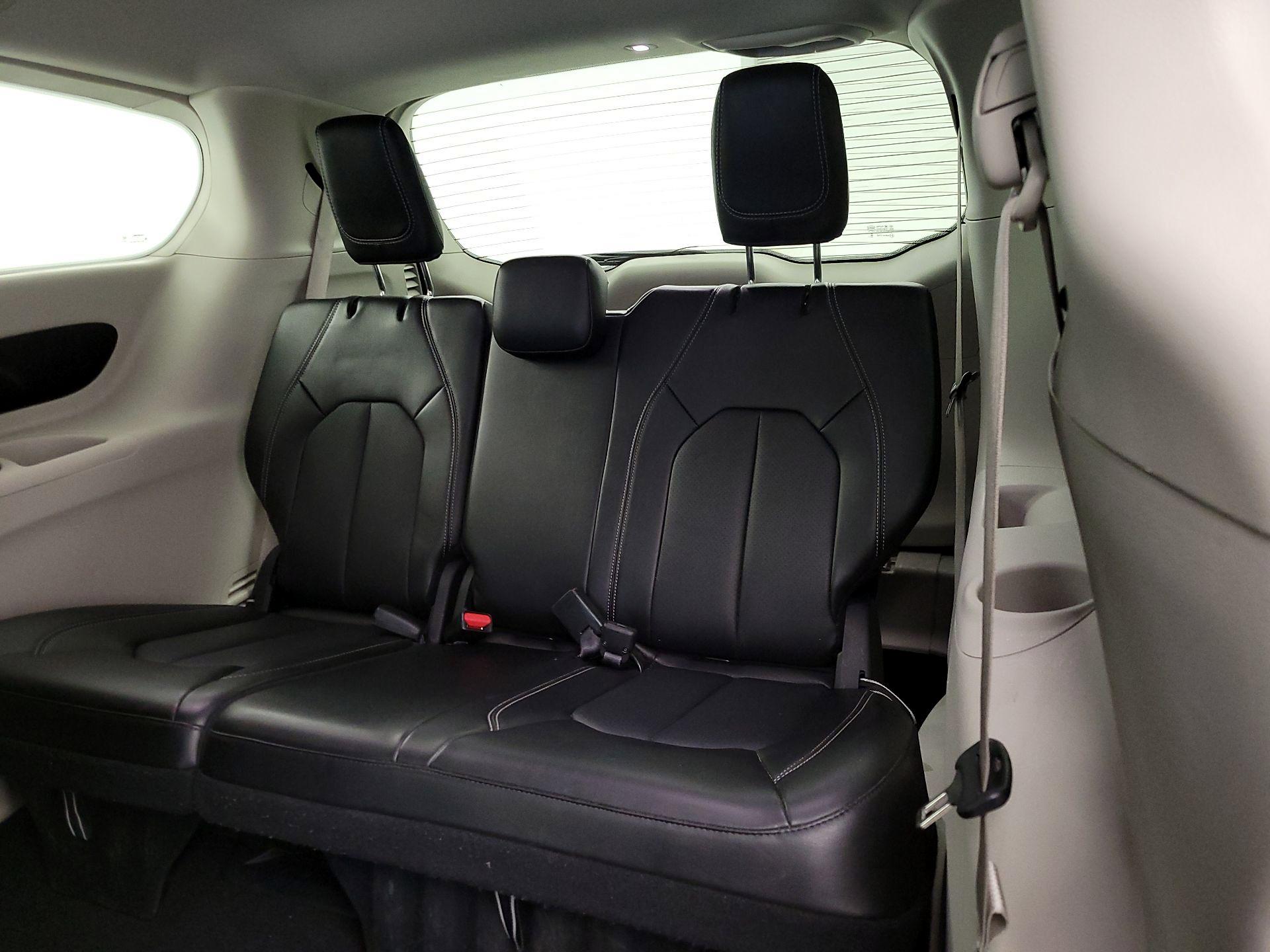 Thumbnail: 2024 Chrysler Pacifica - 20