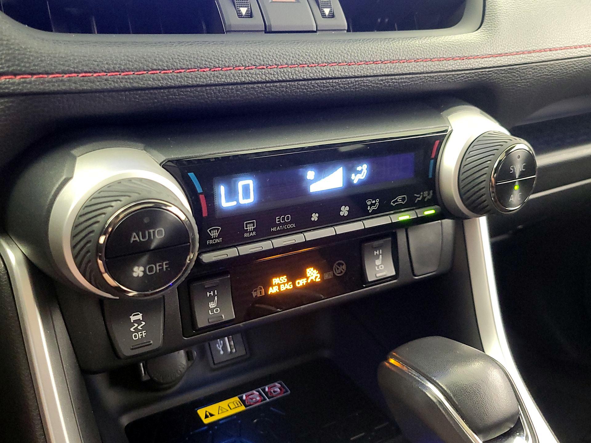 Thumbnail: 2023 Toyota RAV4 - 16