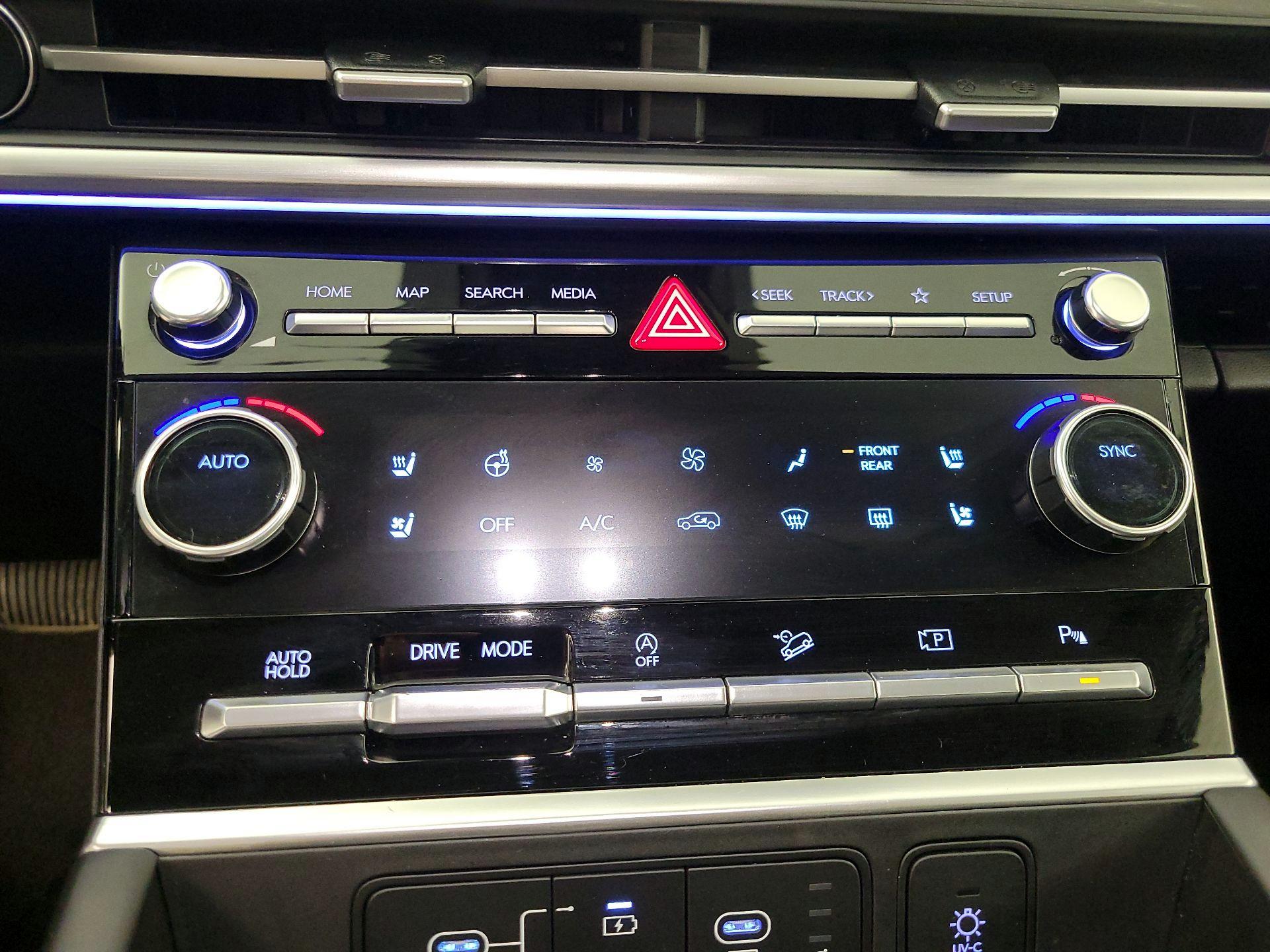 Thumbnail: 2025 Hyundai Santa Fe - 17