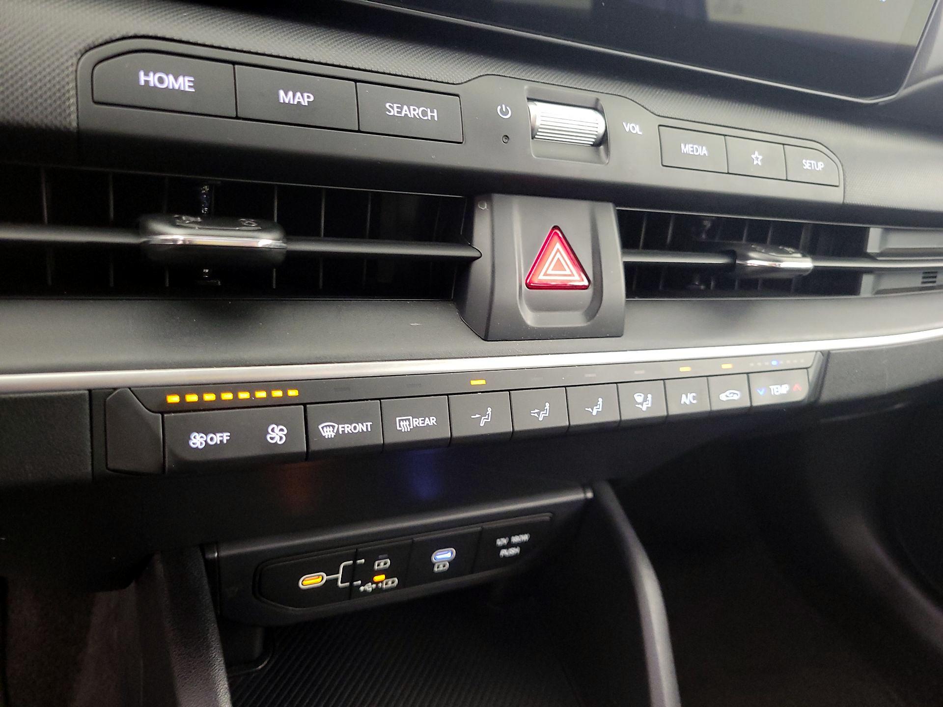 Thumbnail: 2025 Kia K4 - 16