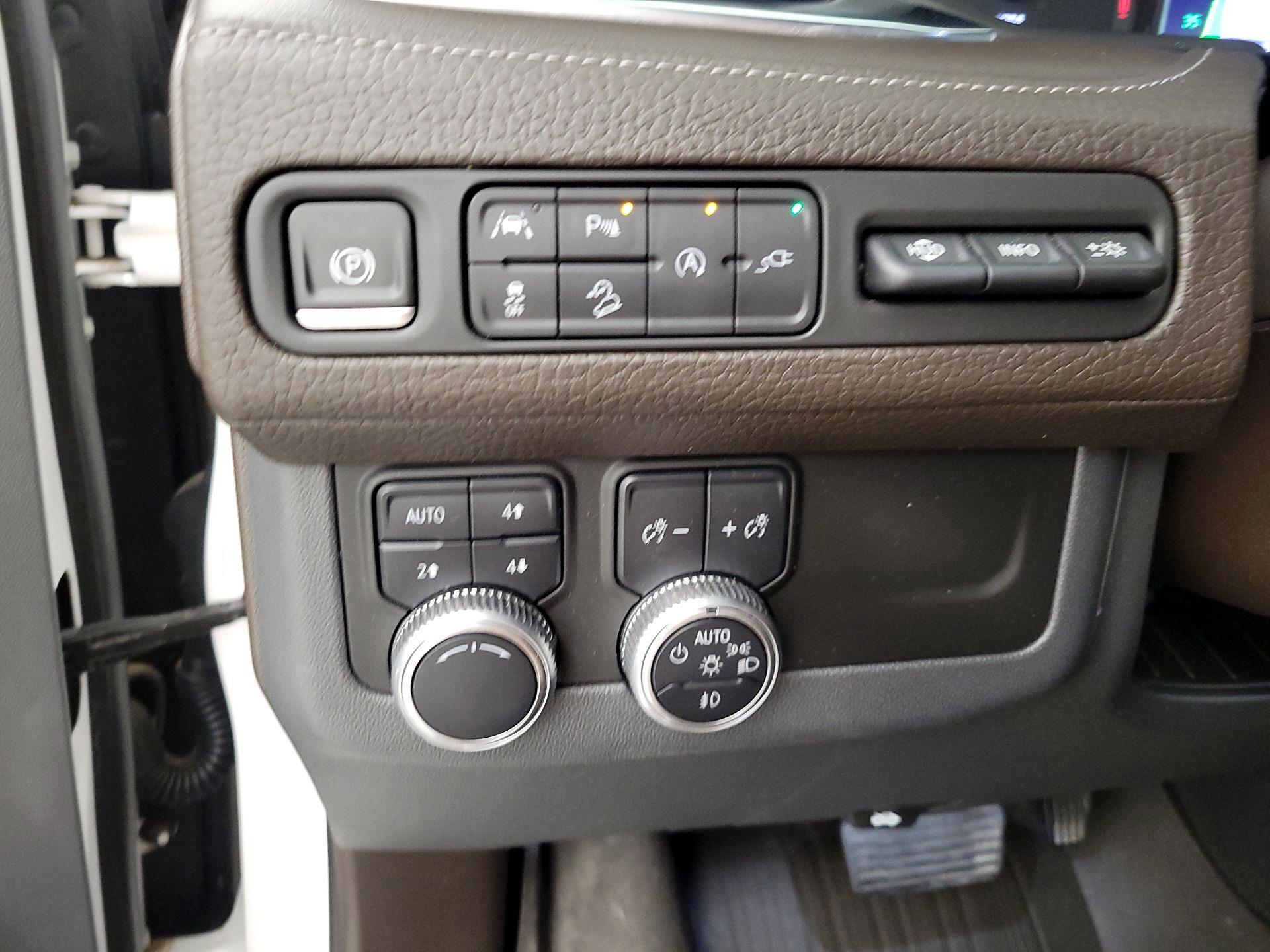 Thumbnail: 2021 GMC Yukon - 13