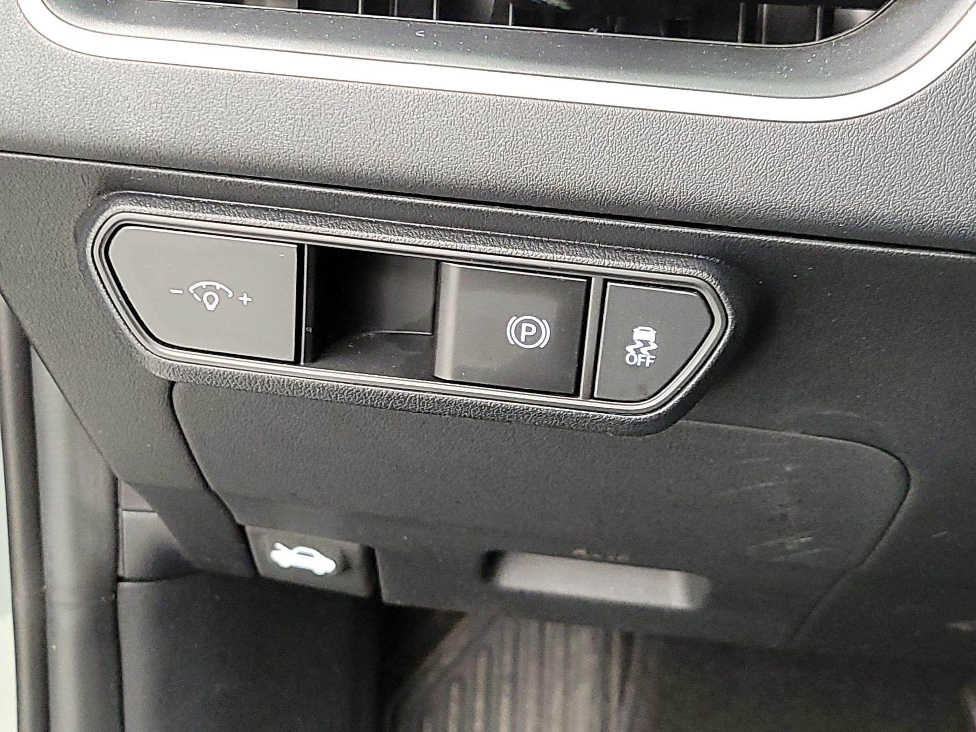 Thumbnail: 2025 Kia K4 - 13