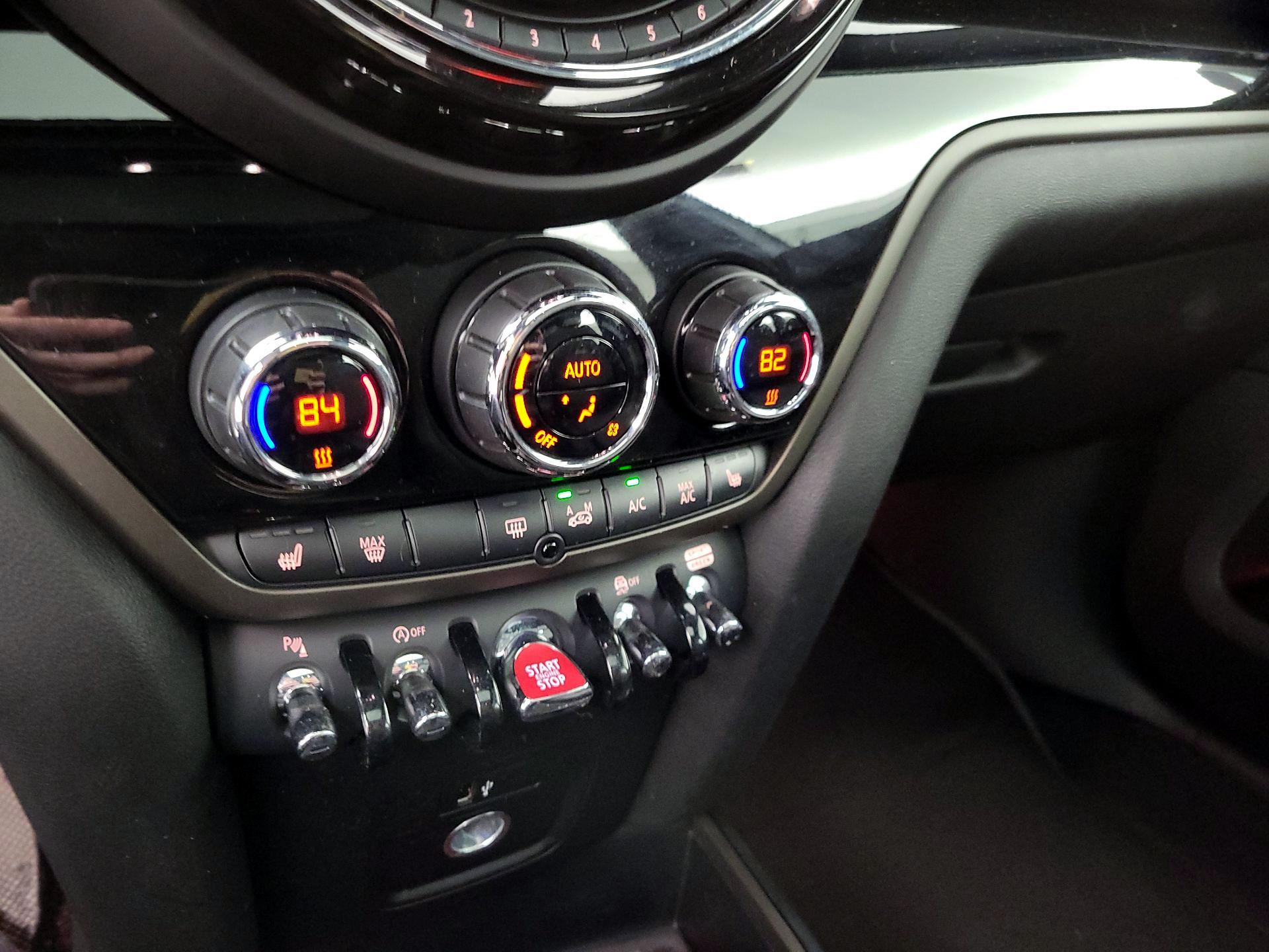 Thumbnail: 2020 MINI Cooper Countryman - 16