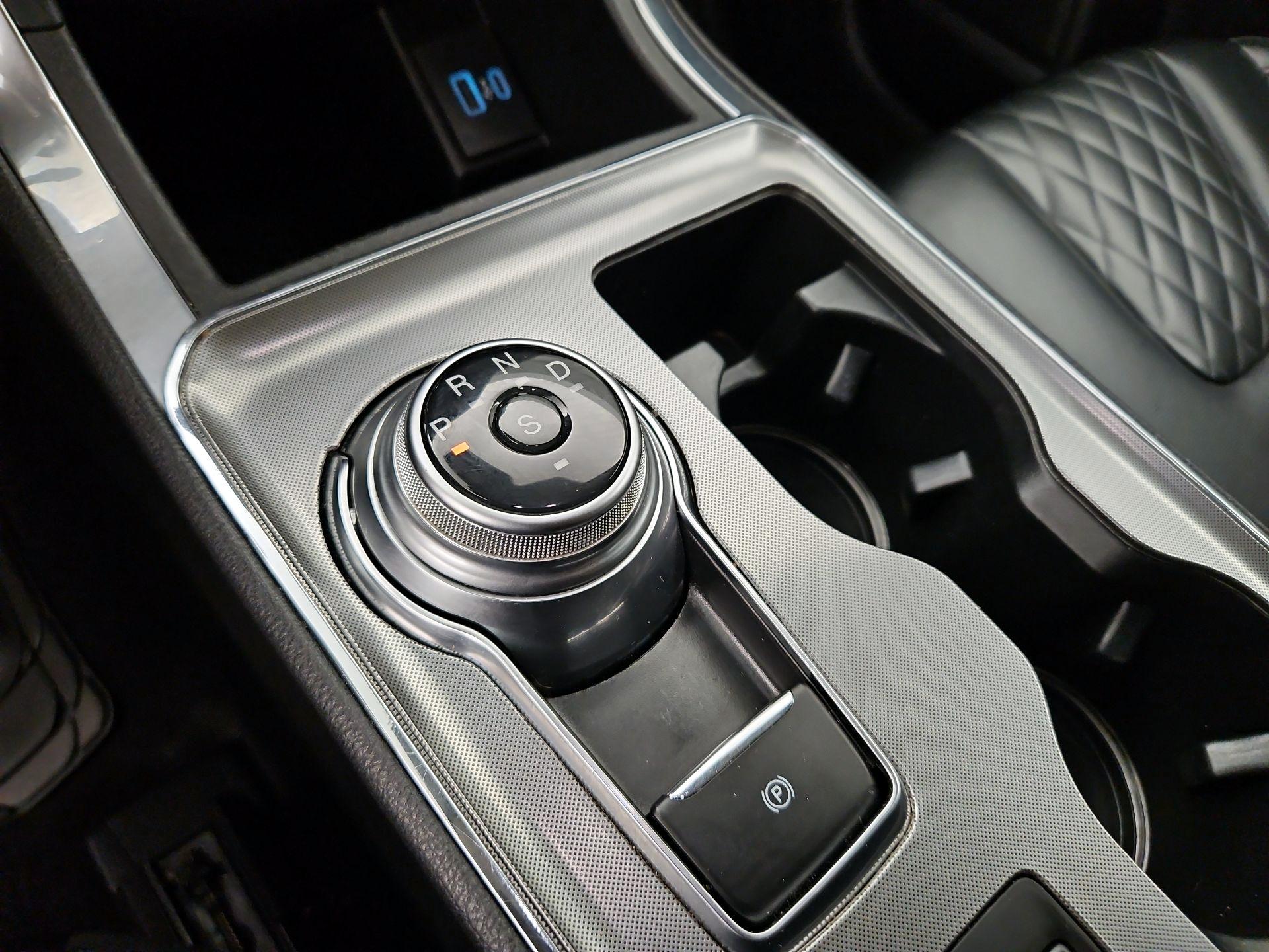 Thumbnail: 2024 Ford Edge - 17