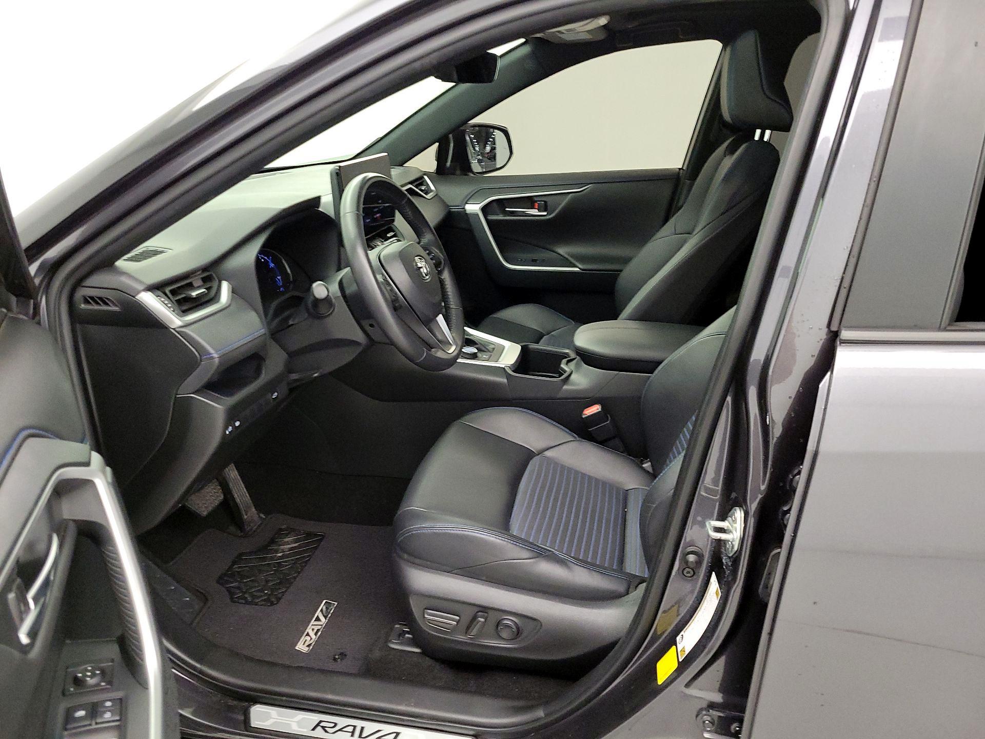 Thumbnail: 2023 Toyota RAV4 - 11