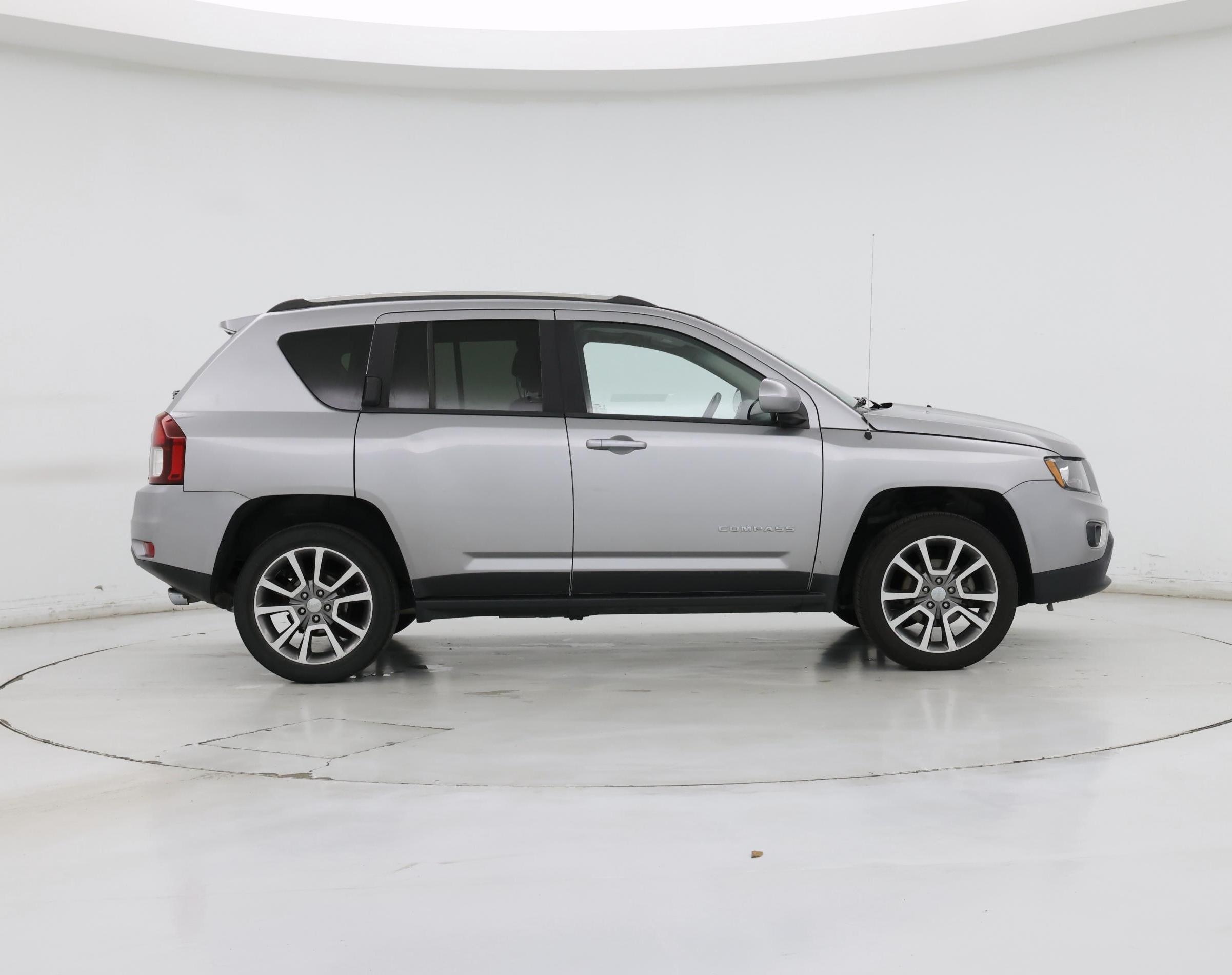 Thumbnail: 2015 Jeep Compass - 7