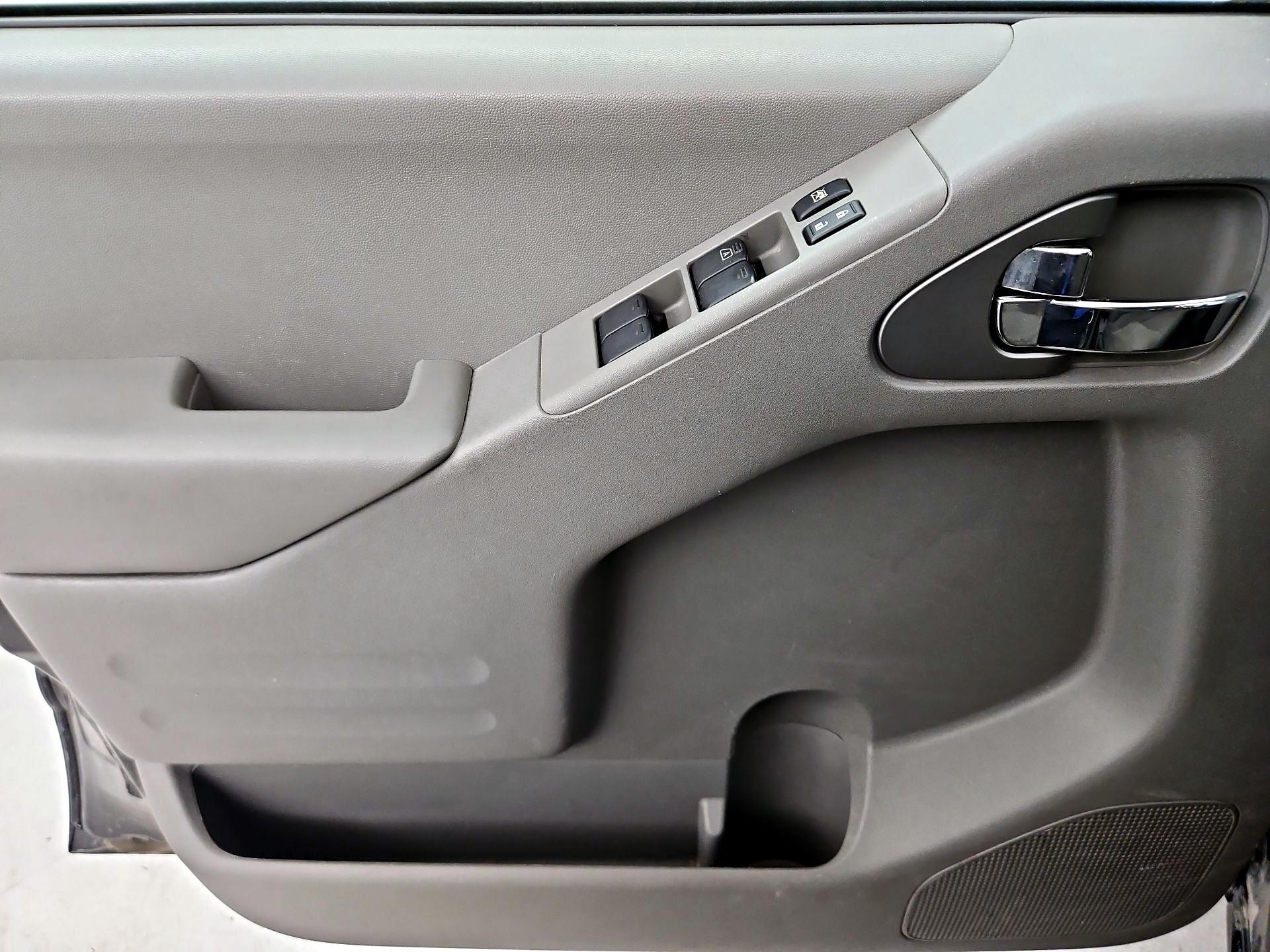 Thumbnail: 2021 Nissan Frontier - 12