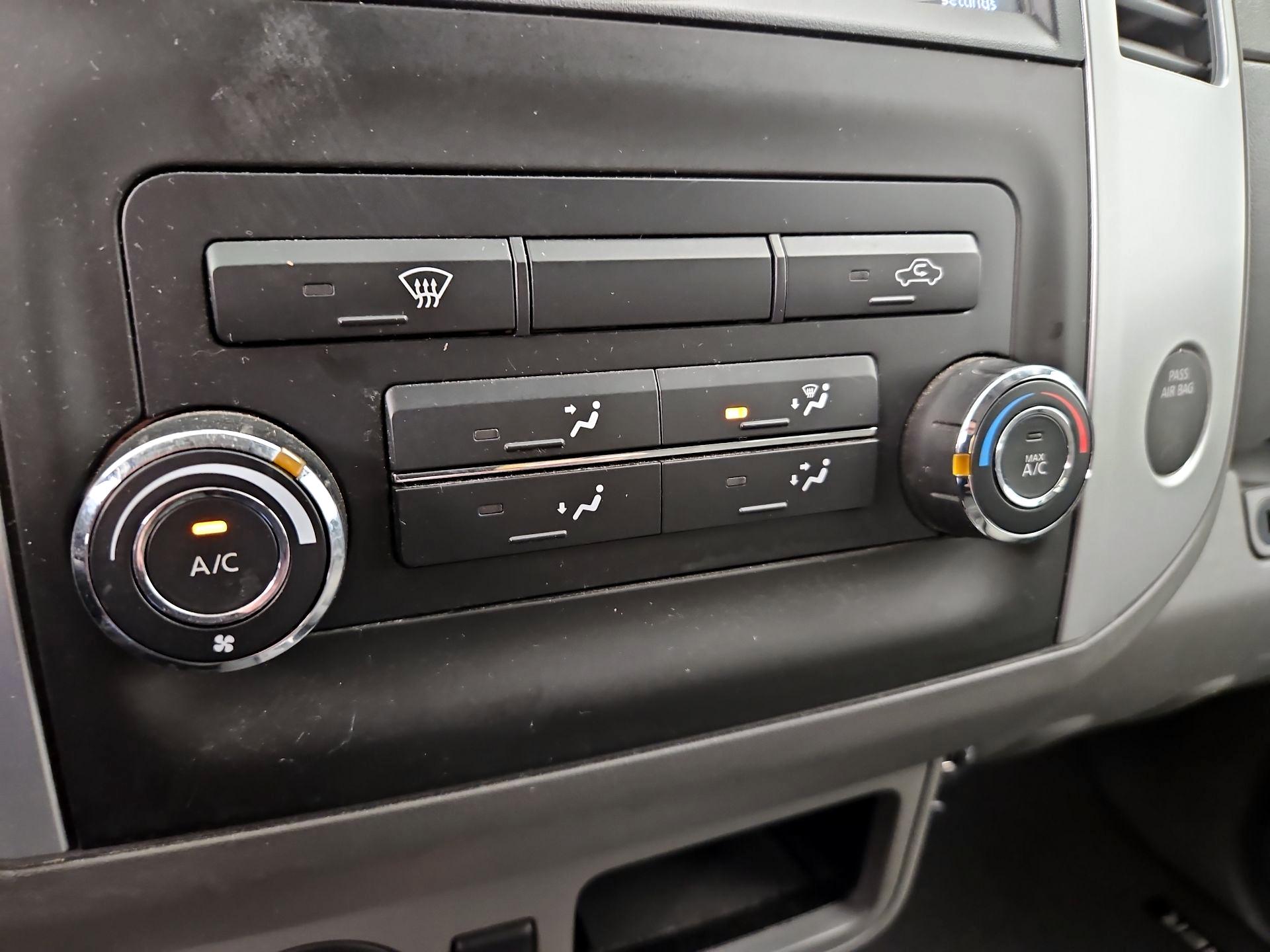 Thumbnail: 2021 Nissan Frontier - 16