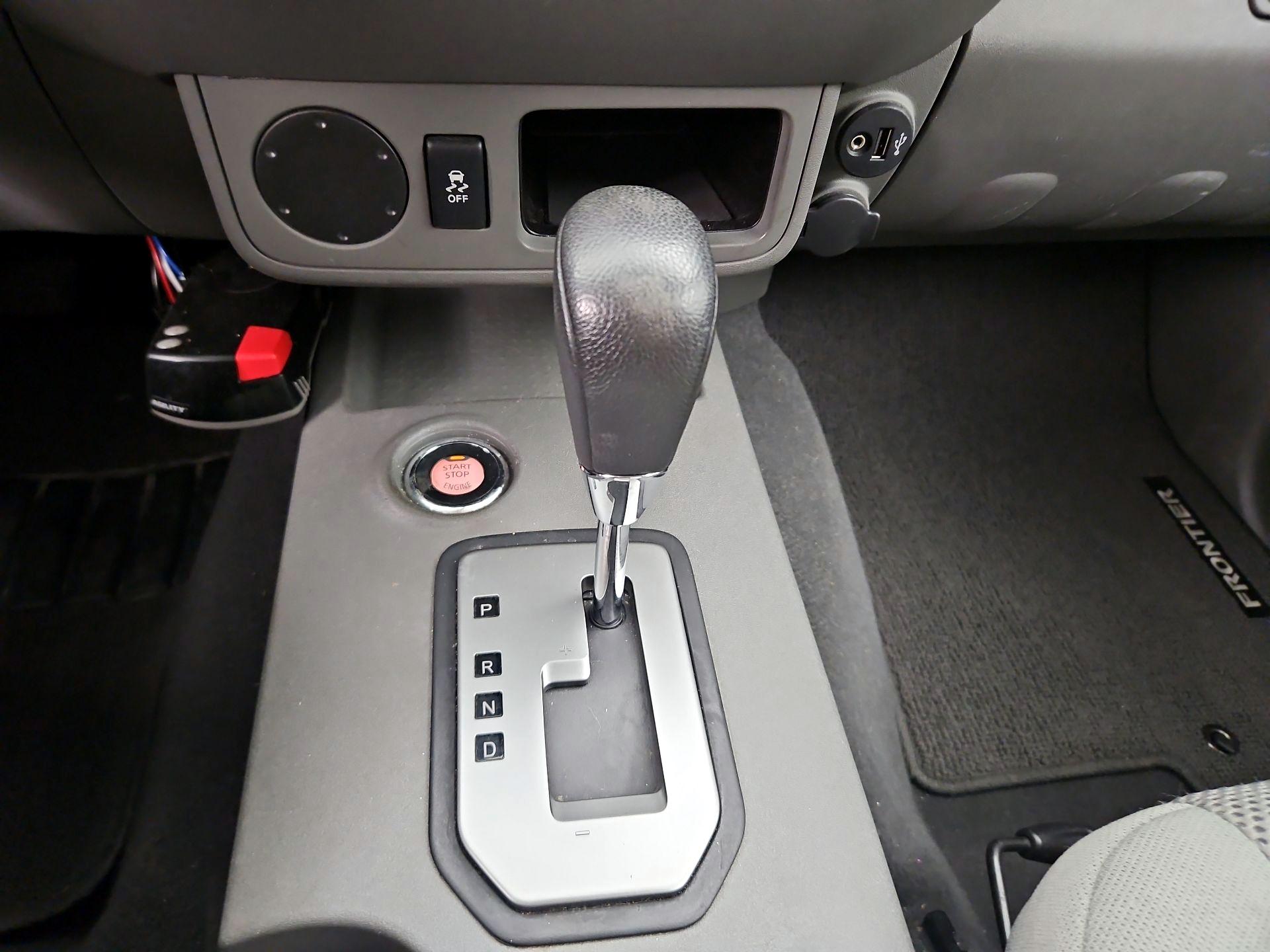 Thumbnail: 2021 Nissan Frontier - 17