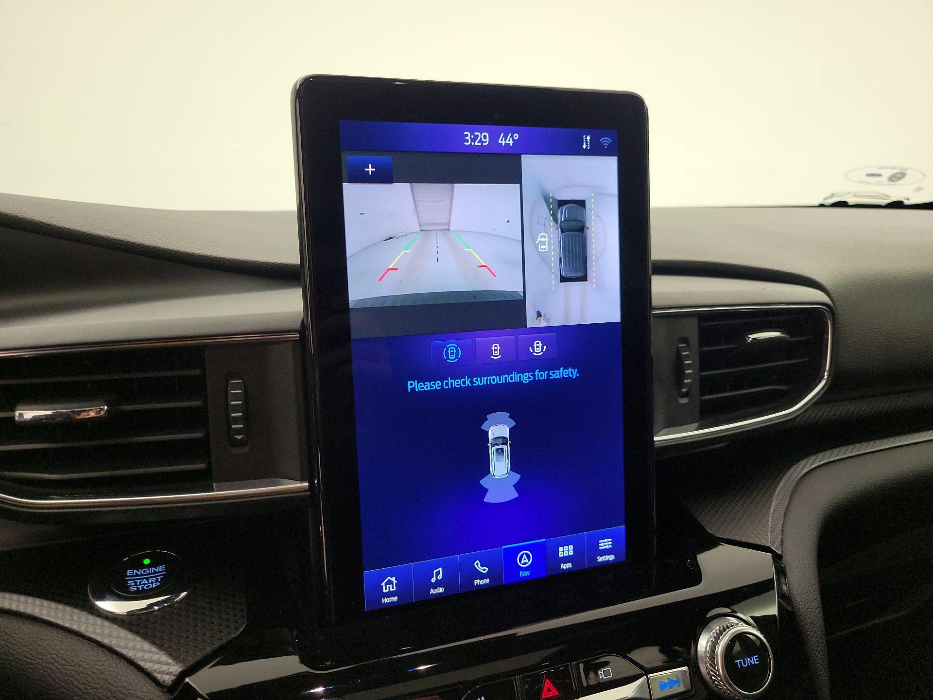 Thumbnail: 2021 Ford Explorer - 15