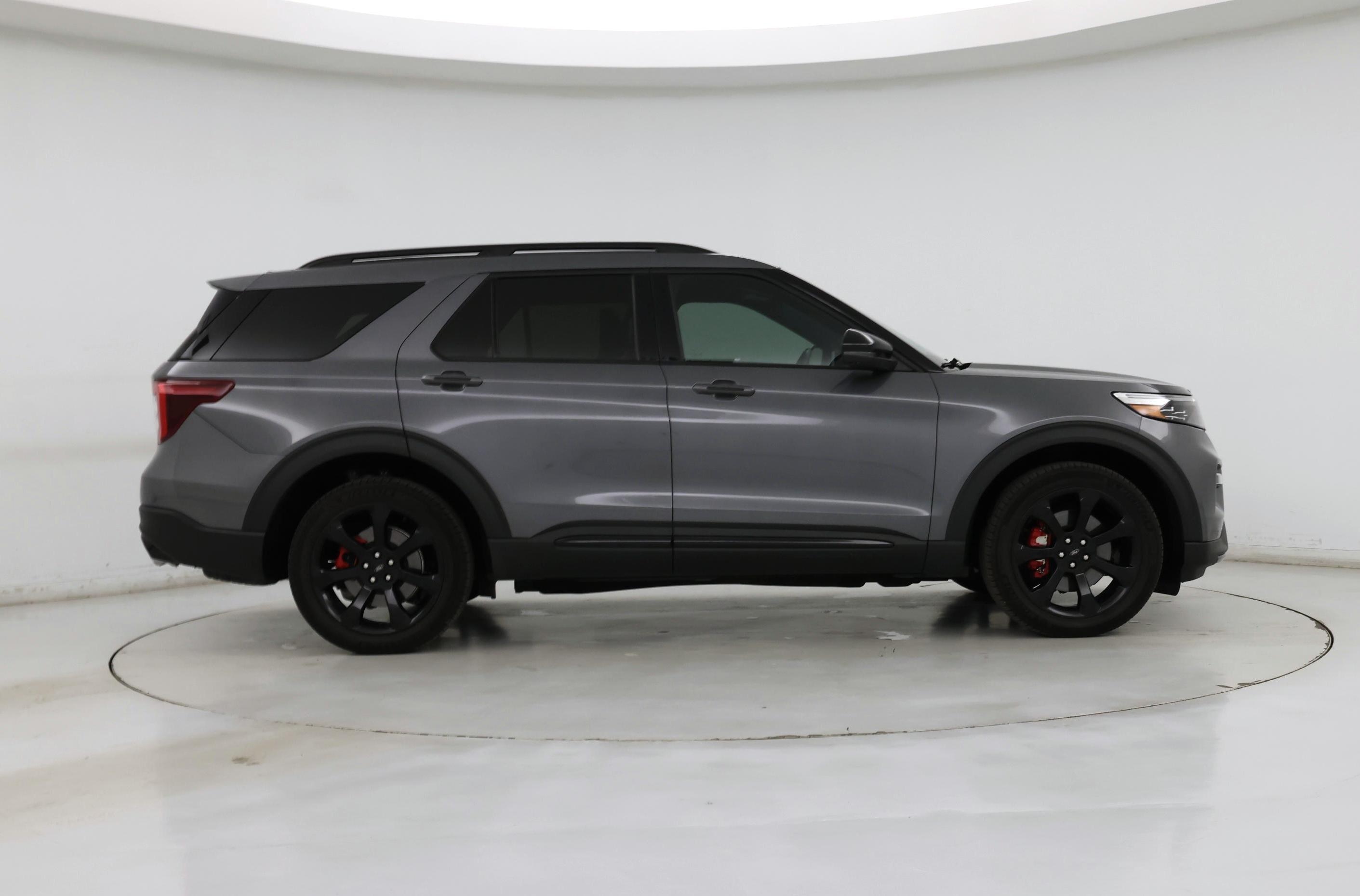 Thumbnail: 2021 Ford Explorer - 7