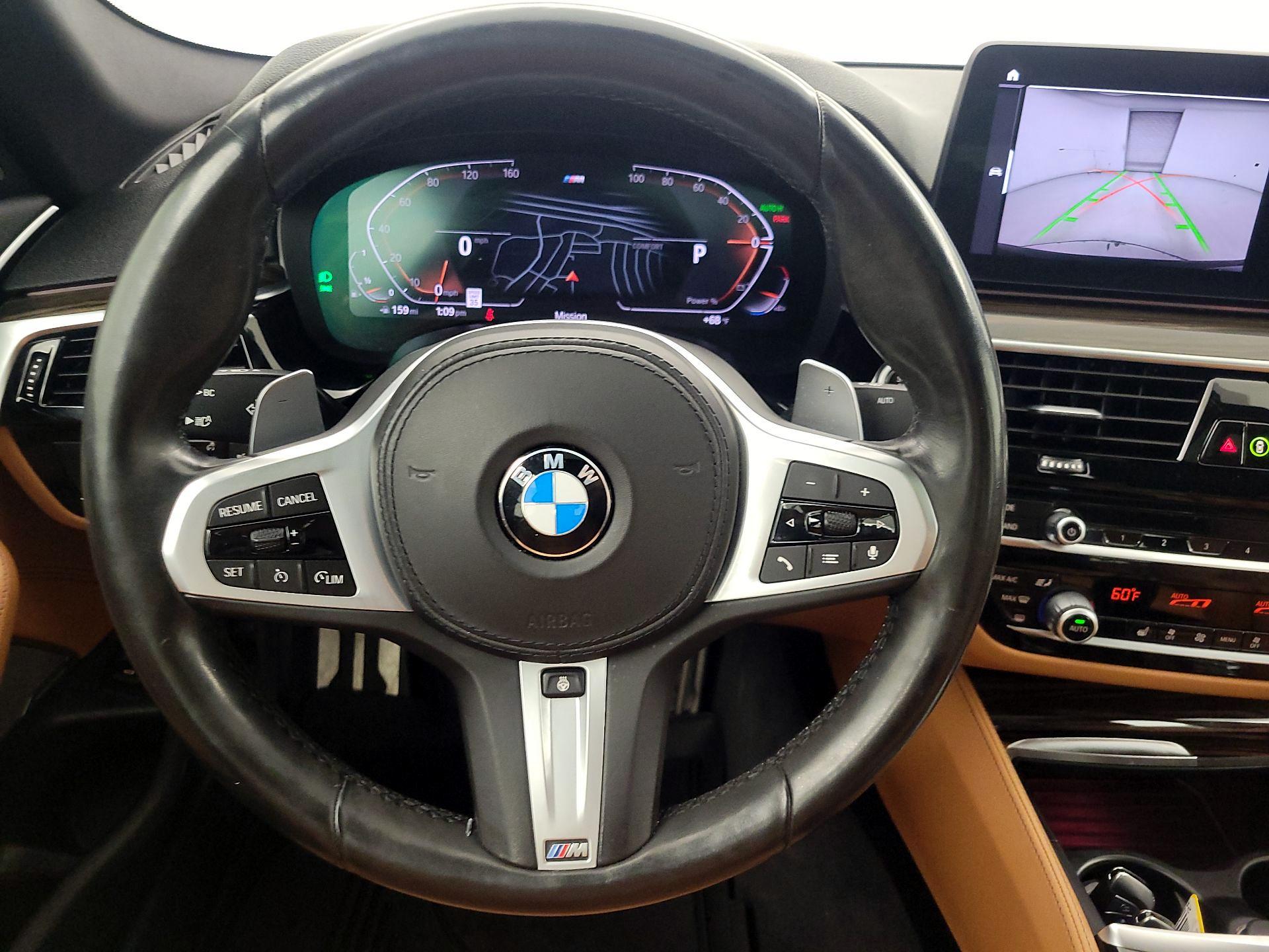 Thumbnail: 2022 BMW 5 Series - 10