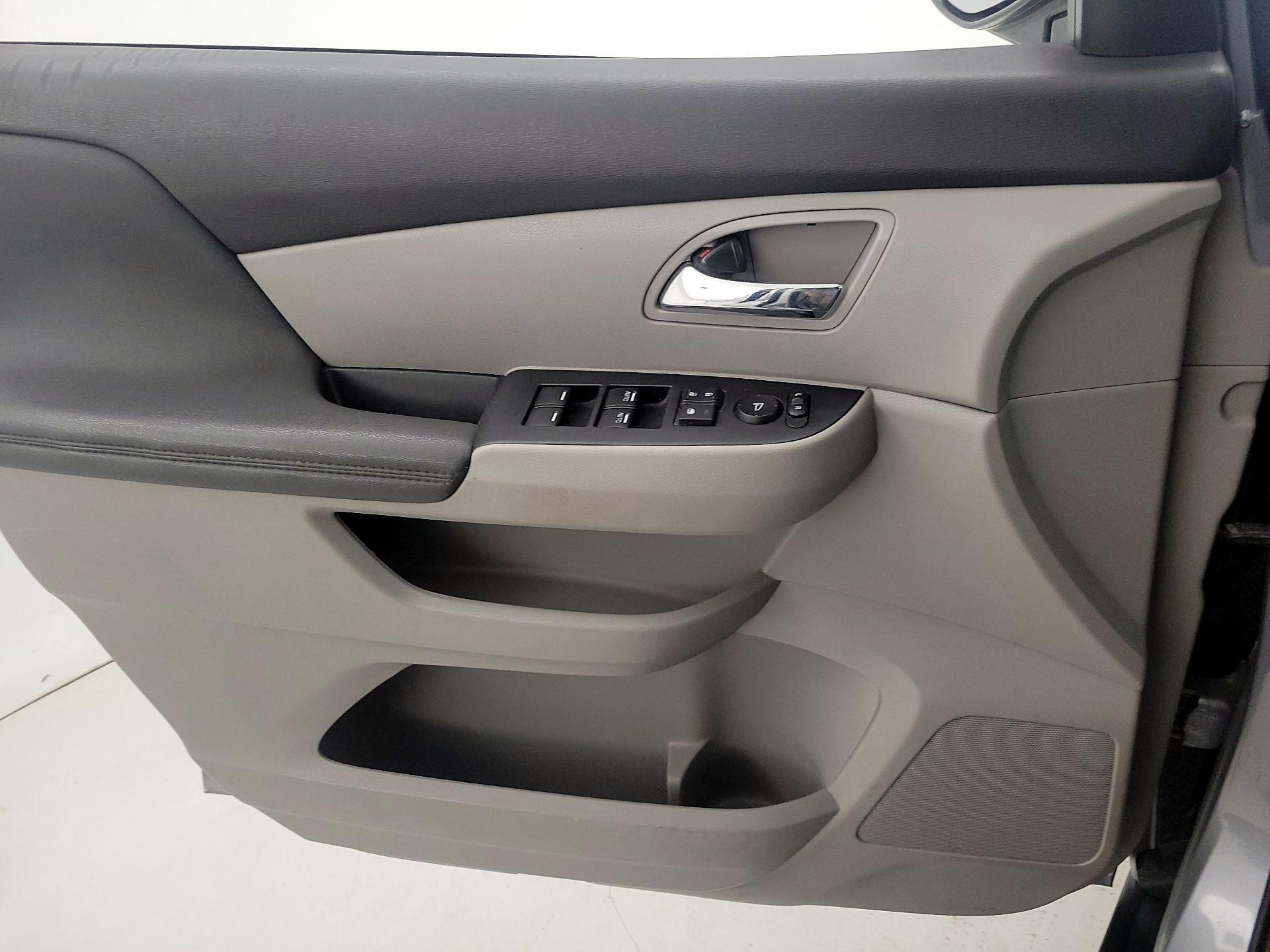 Thumbnail: 2016 Honda Odyssey - 12