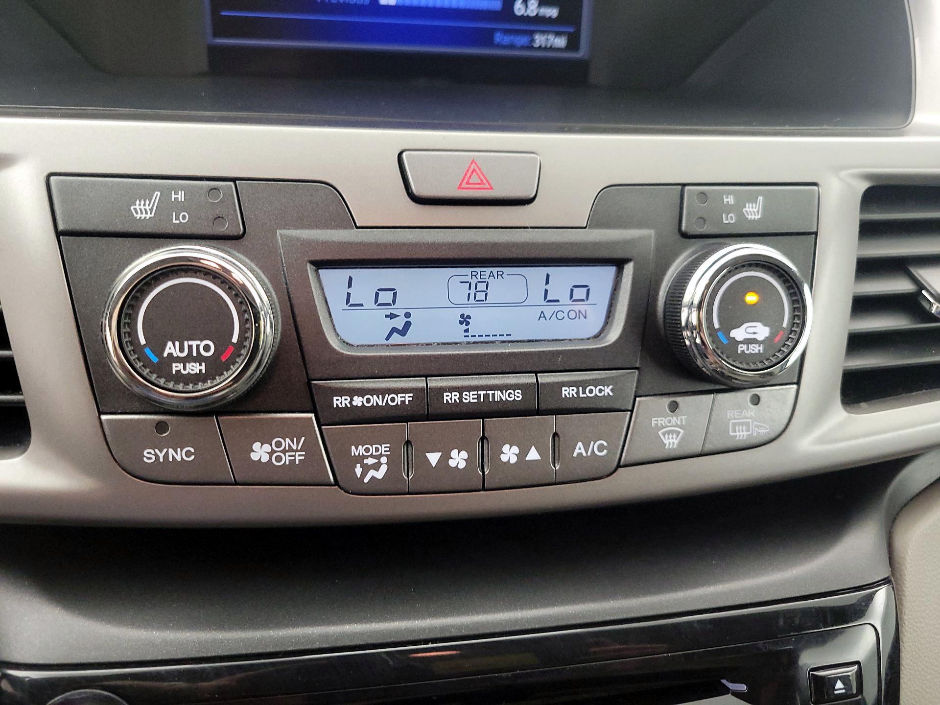 Thumbnail: 2016 Honda Odyssey - 16