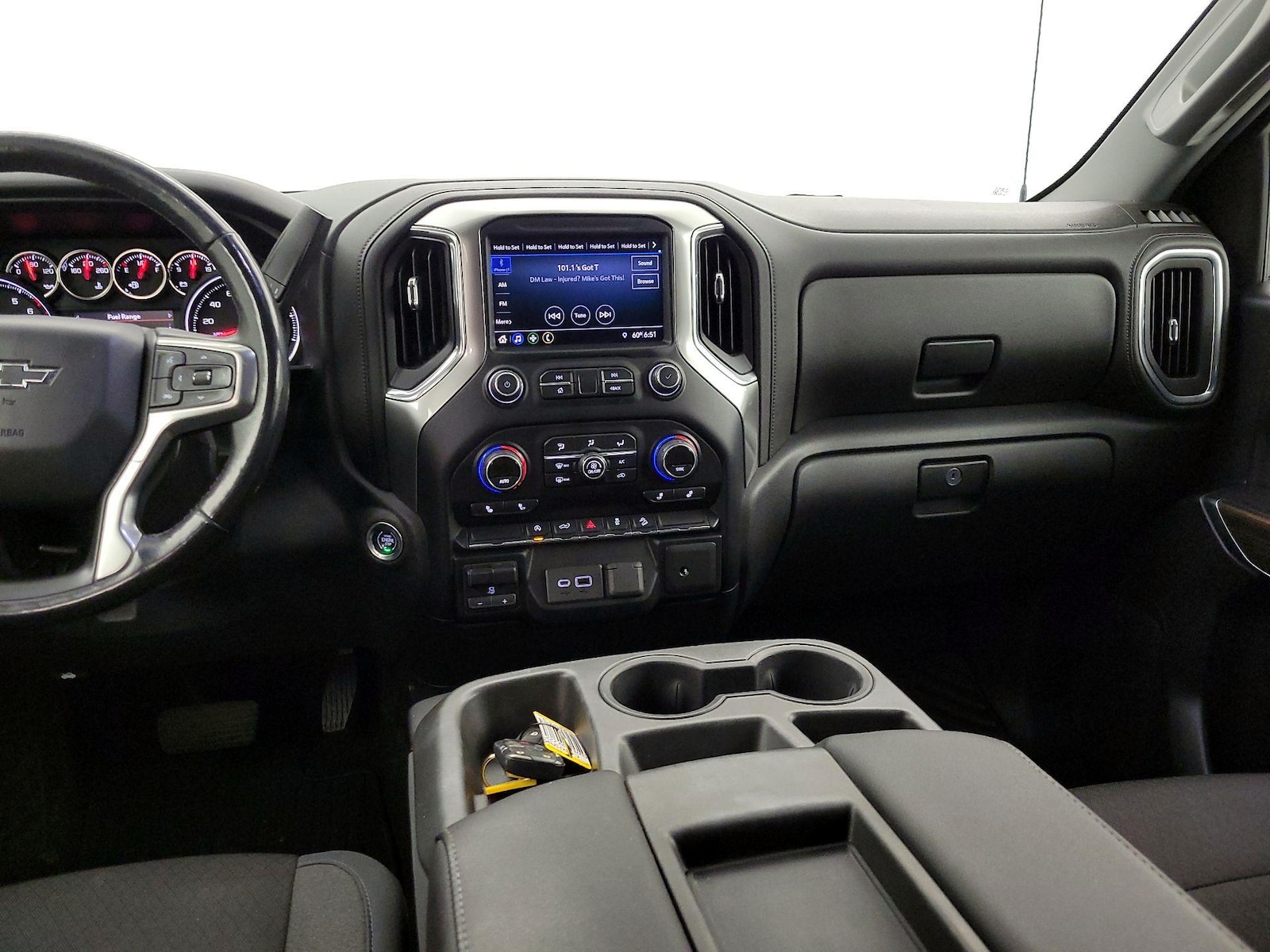 2019 Chevrolet Silverado 1500 RST - Photo 10