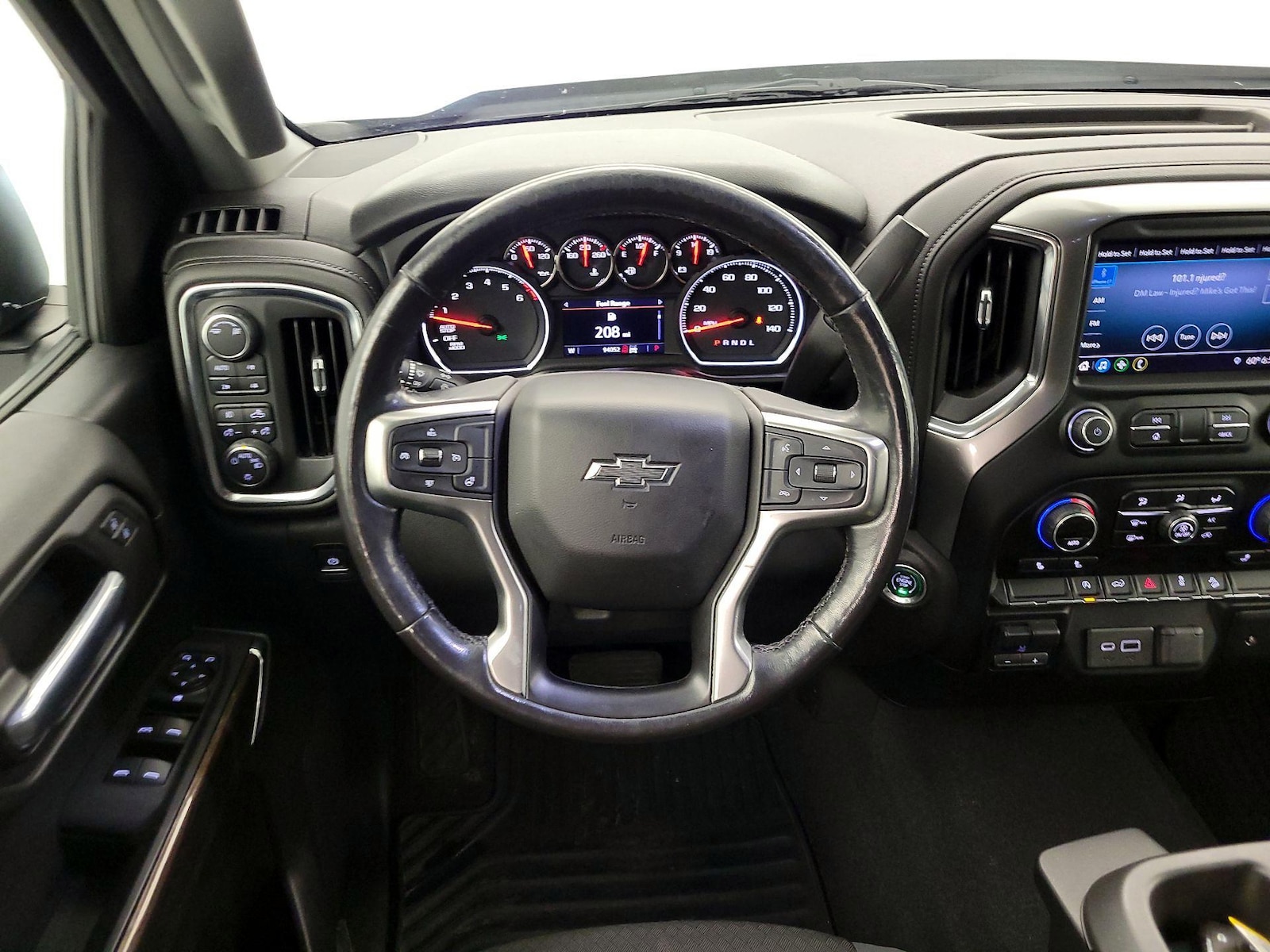 2019 Chevrolet Silverado 1500 RST - Photo 11