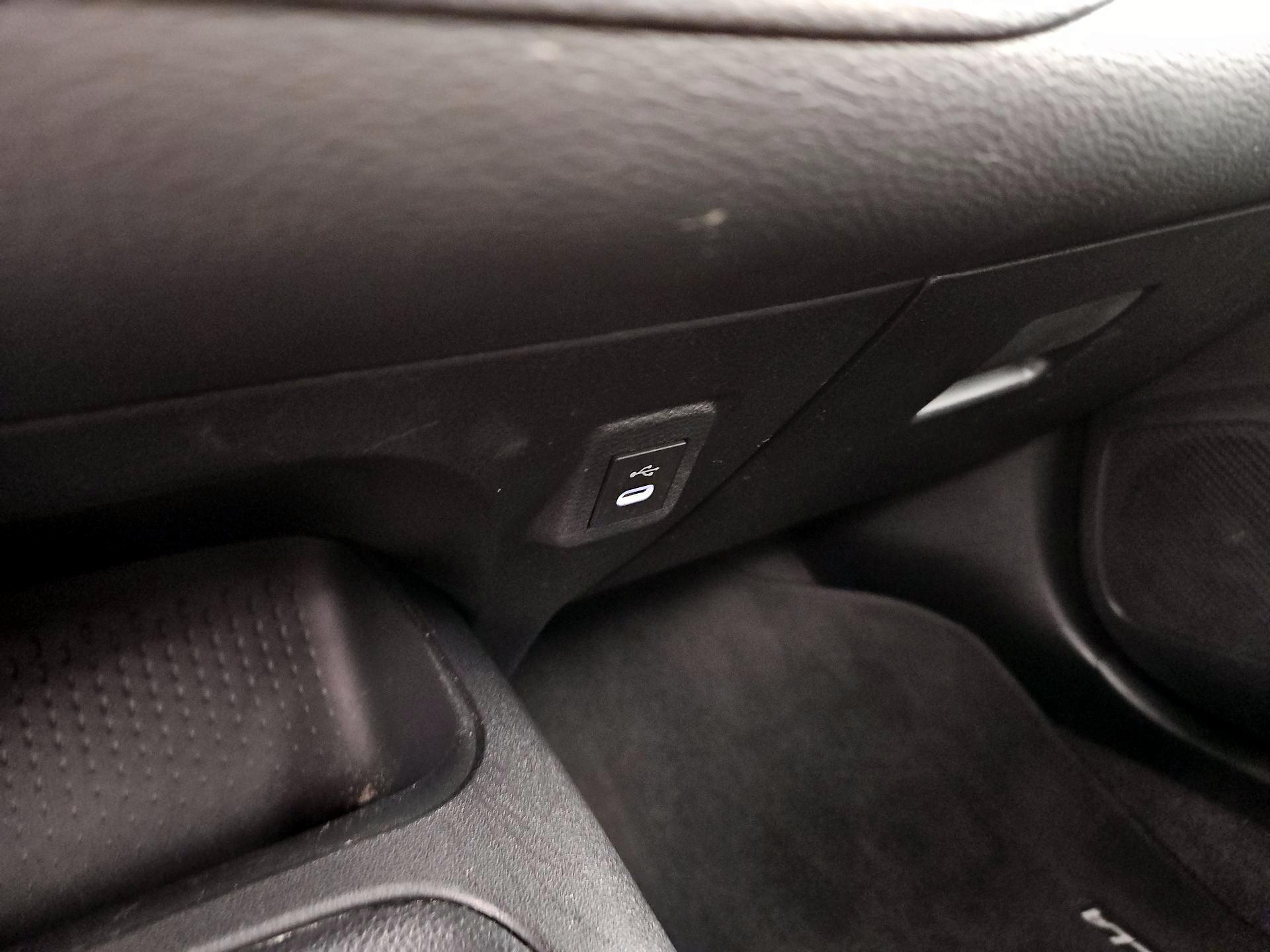 Thumbnail: 2023 Toyota Corolla - 19