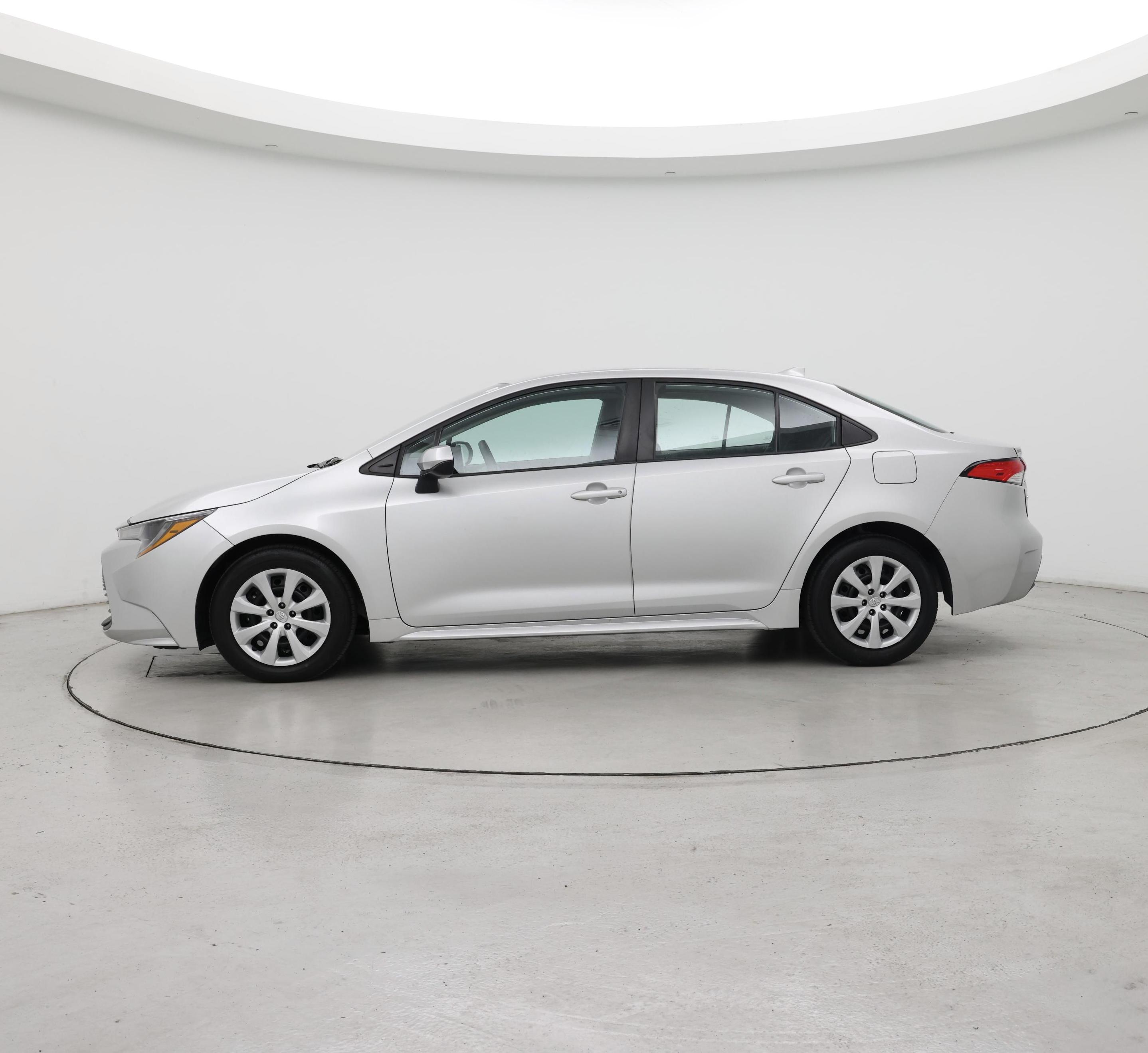 Thumbnail: 2023 Toyota Corolla - 3