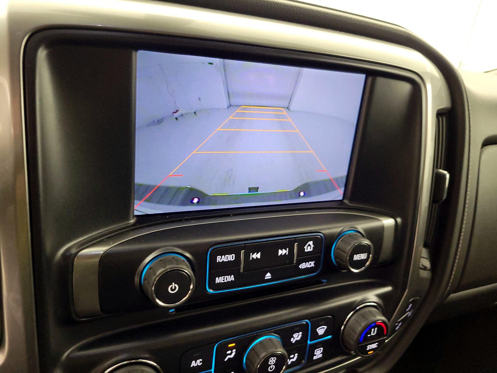 Thumbnail: 2015 Chevrolet Silverado 3500 - 14