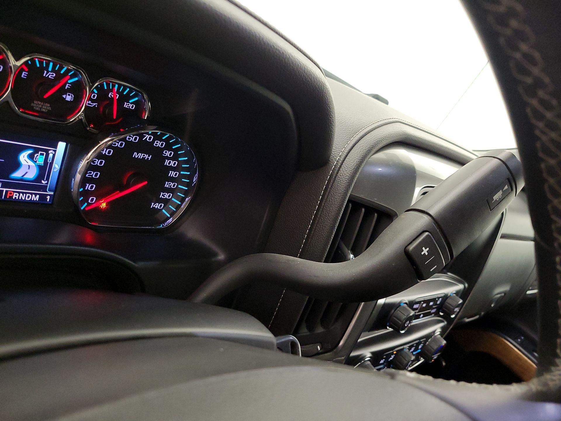 Thumbnail: 2015 Chevrolet Silverado 3500 - 17