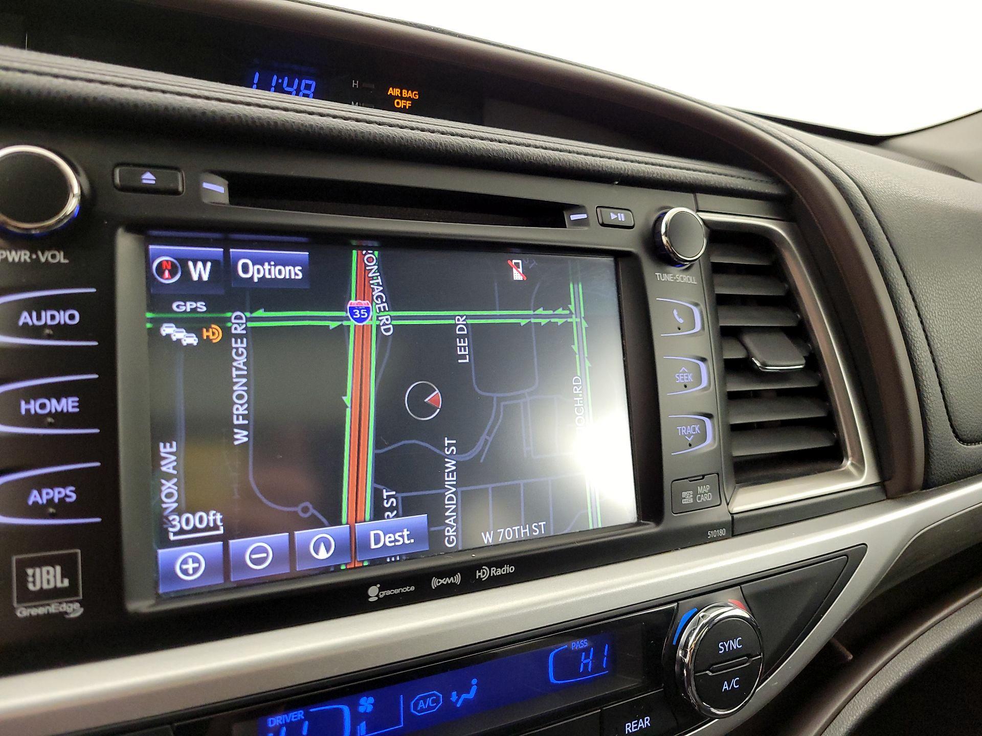 Thumbnail: 2018 Toyota Highlander - 14