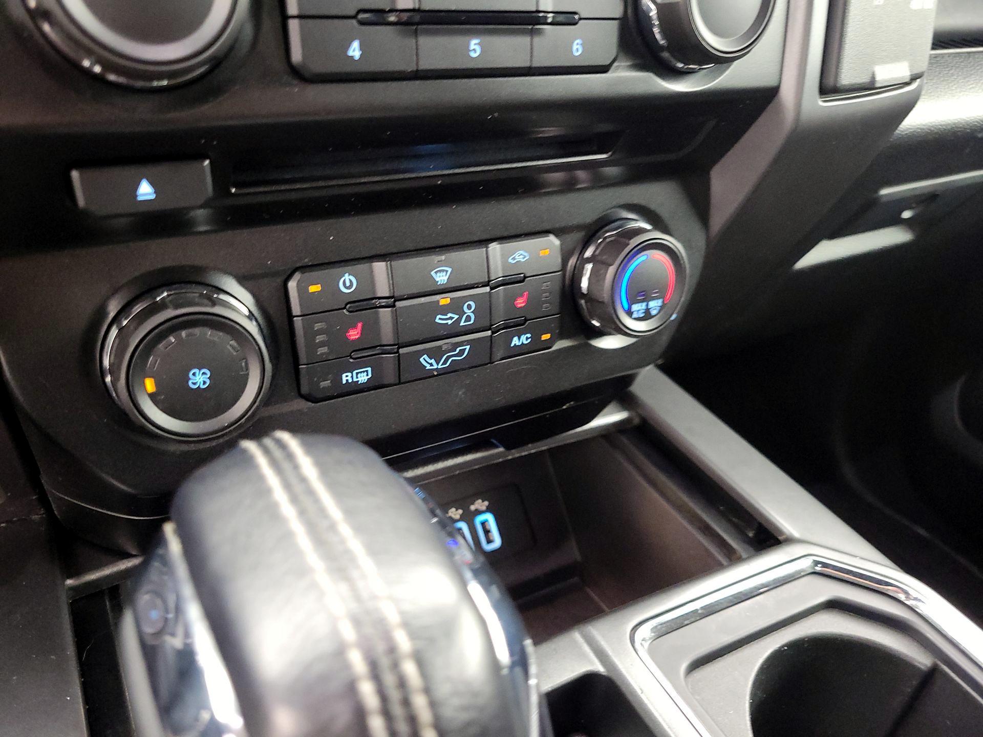 Thumbnail: 2016 Ford F-150 - 16