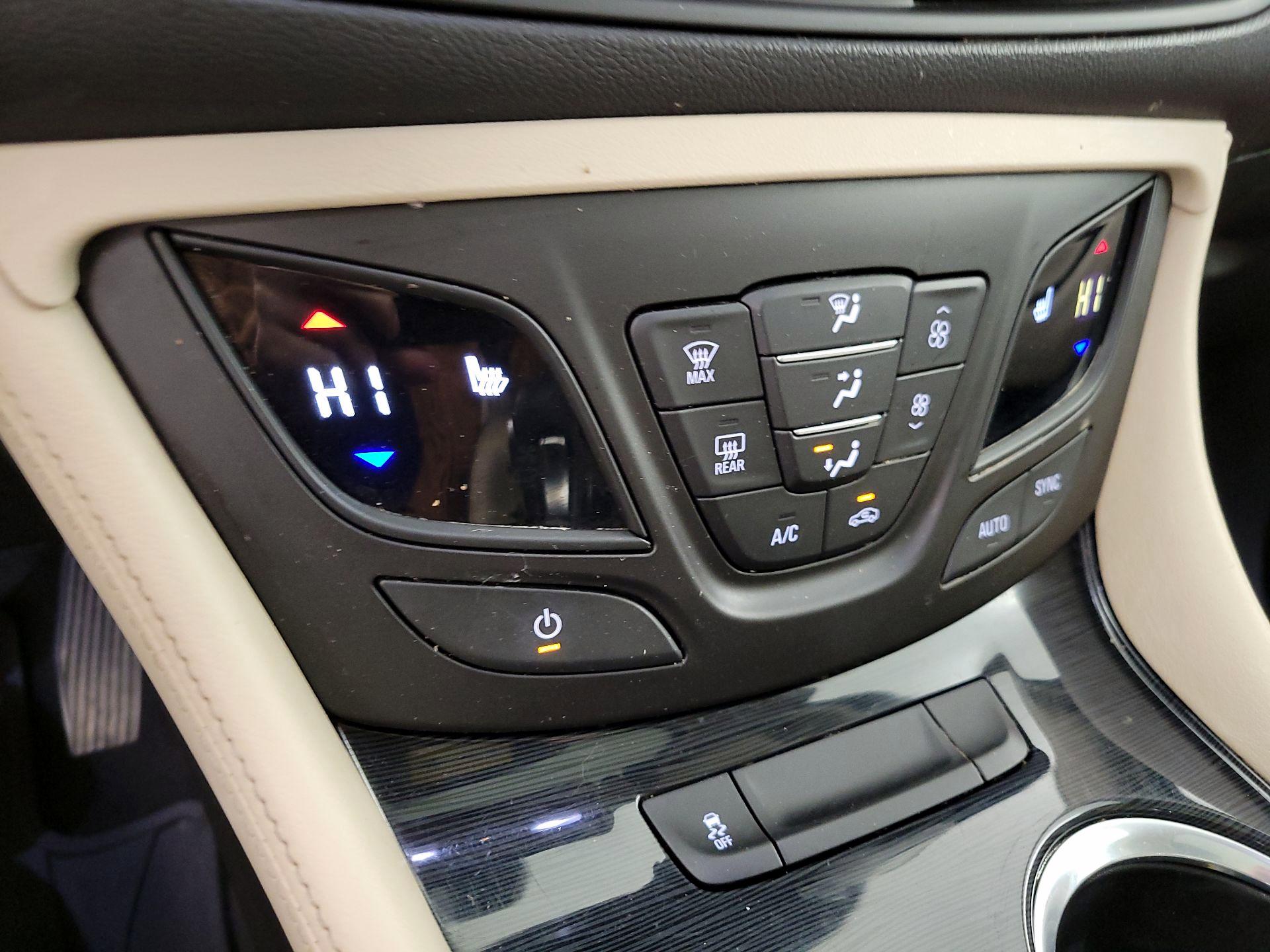 Thumbnail: 2018 Buick Envision - 17