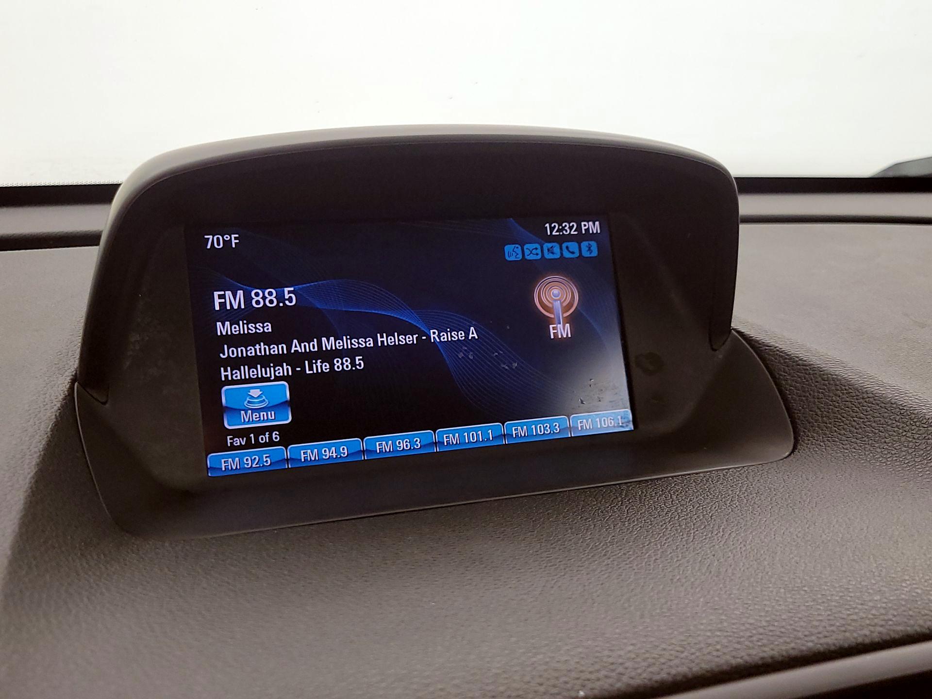 Thumbnail: 2016 Buick Encore - 15