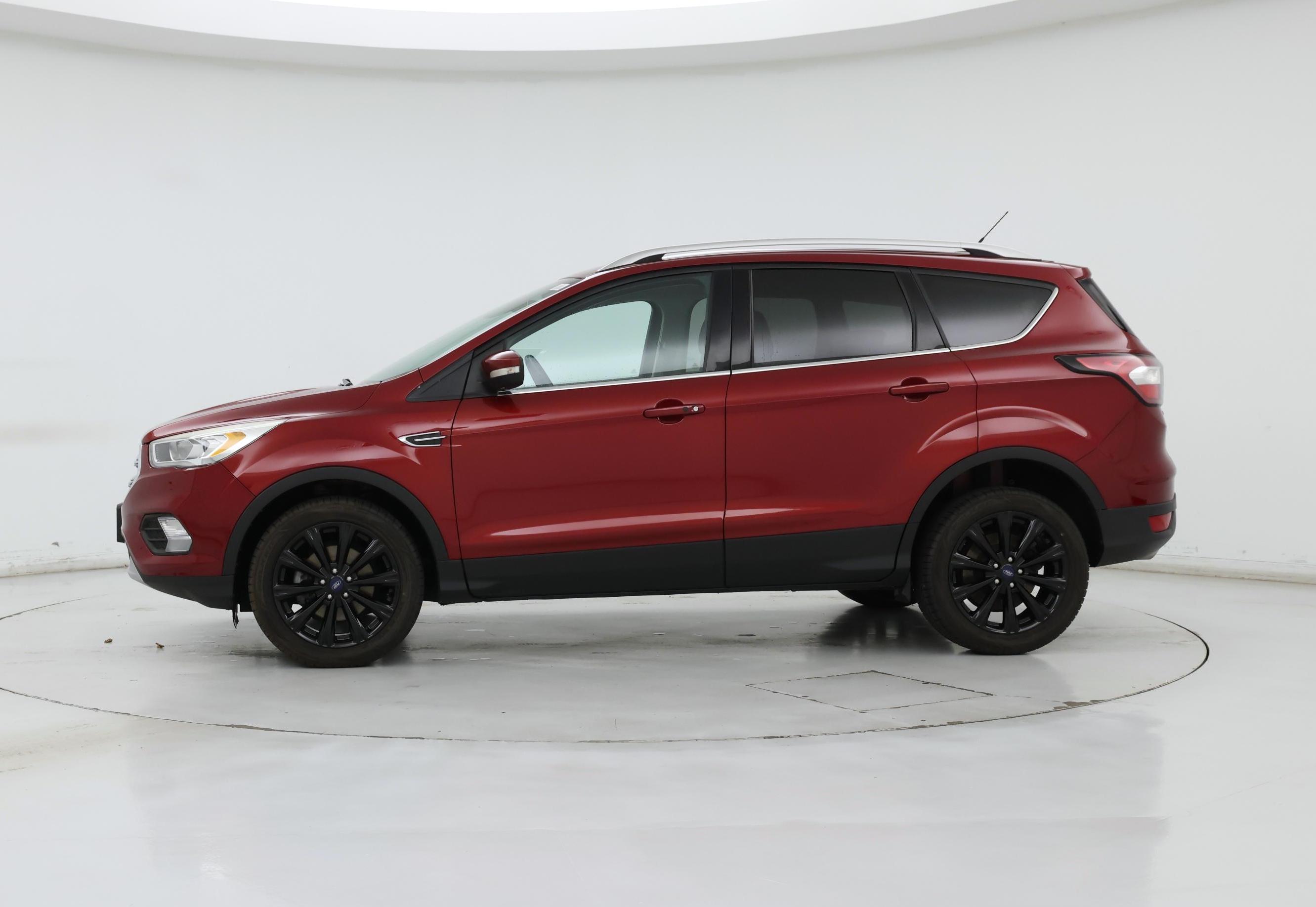 Thumbnail: 2017 Ford Escape - 3