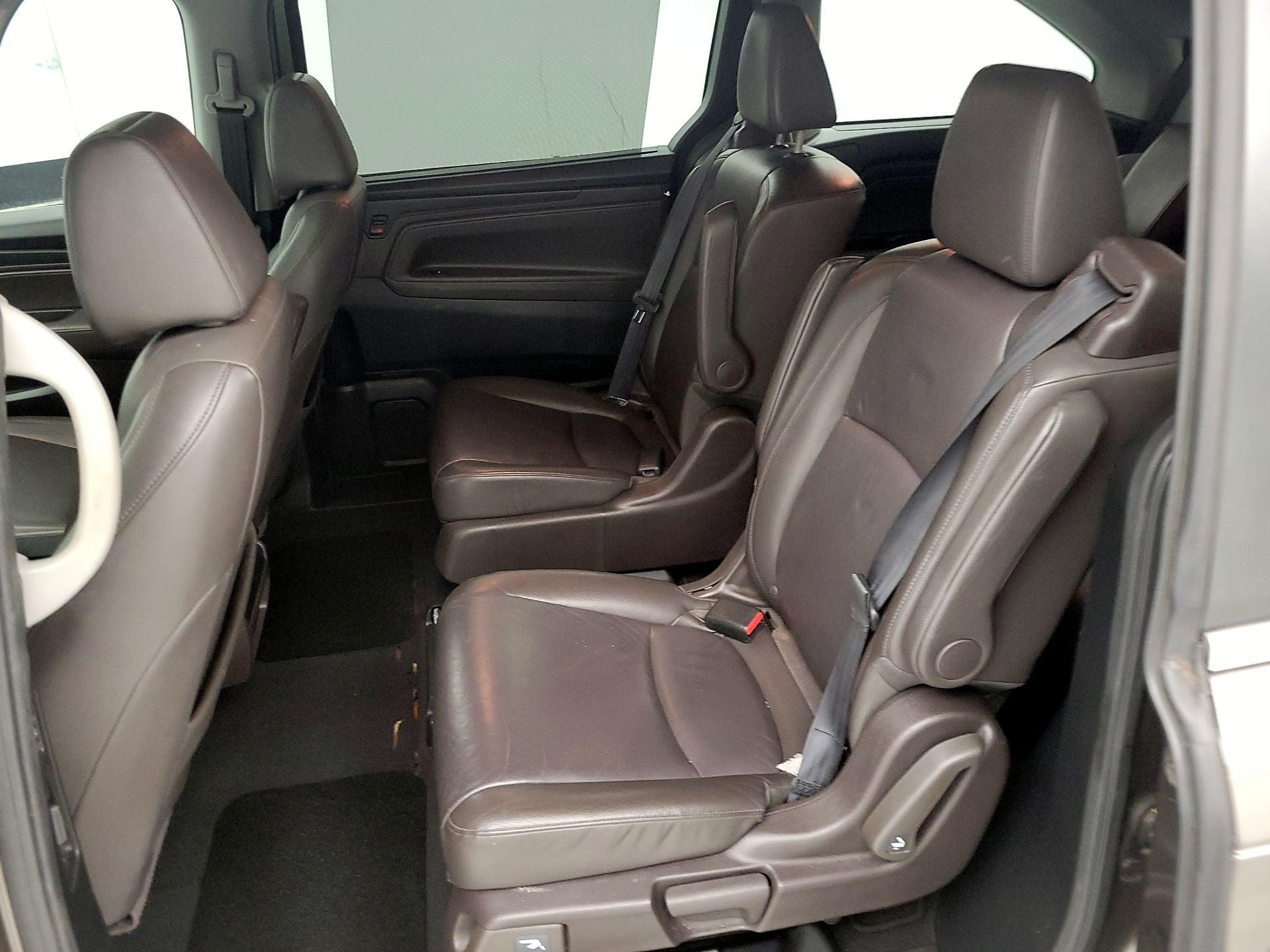 Thumbnail: 2018 Honda Odyssey - 20