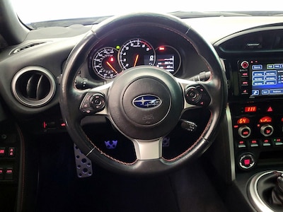 Steering Wheel & Instrument Cluster (On)