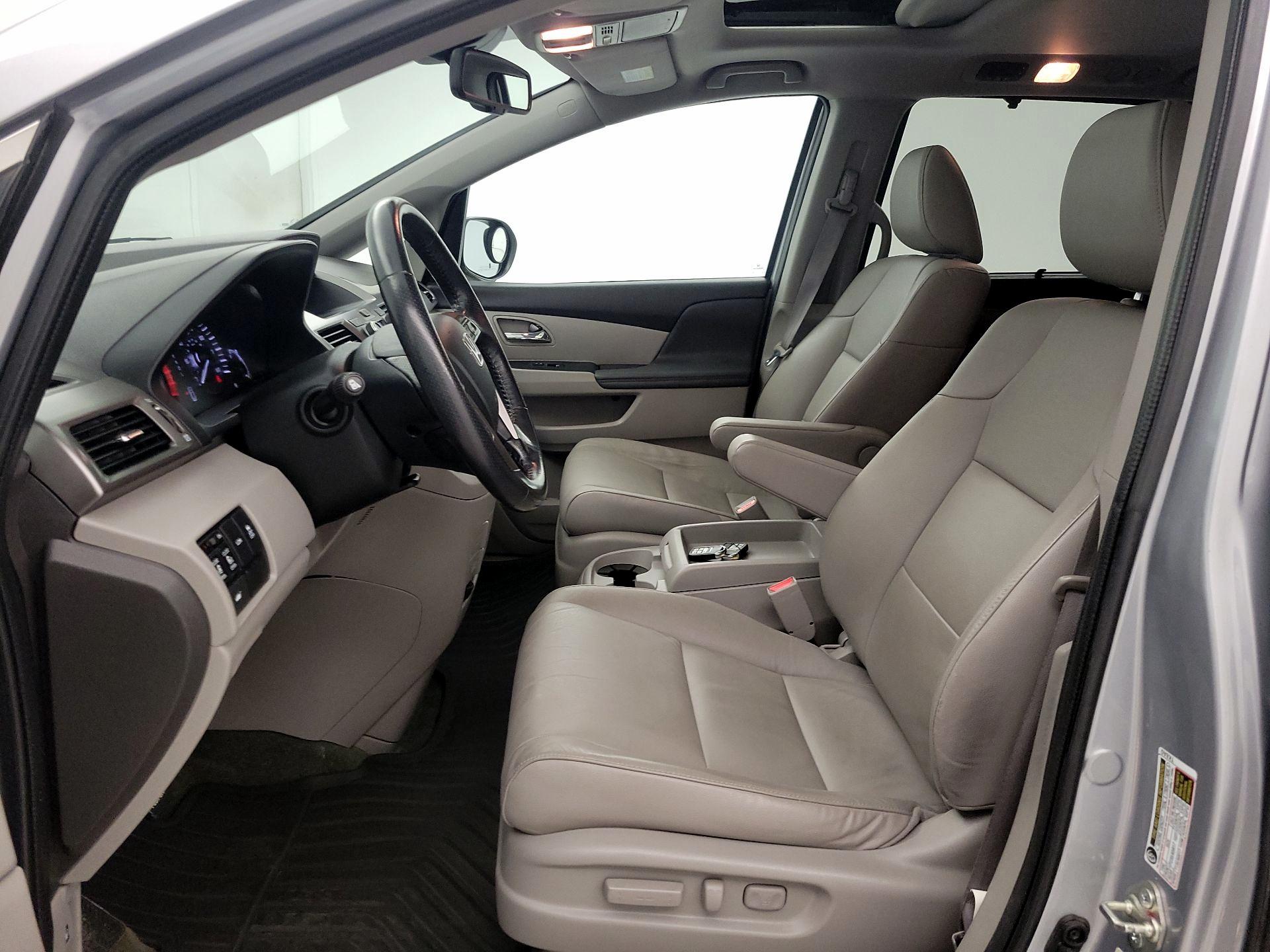 Thumbnail: 2016 Honda Odyssey - 11