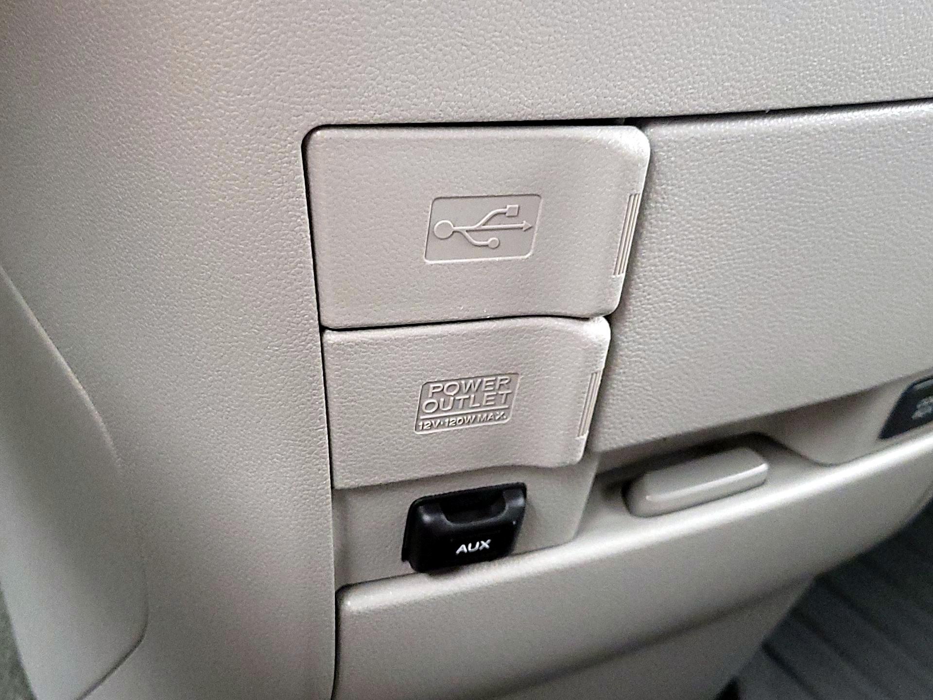 Thumbnail: 2016 Honda Odyssey - 19