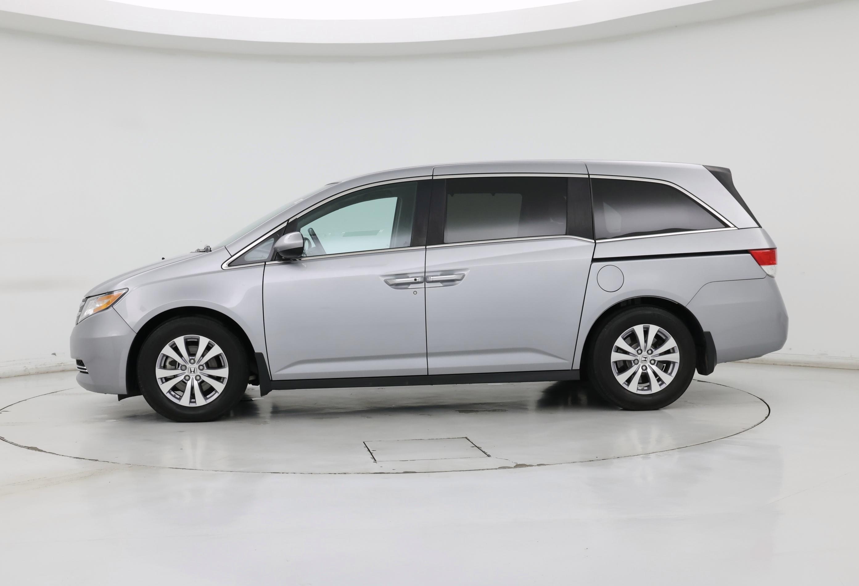 Thumbnail: 2016 Honda Odyssey - 3