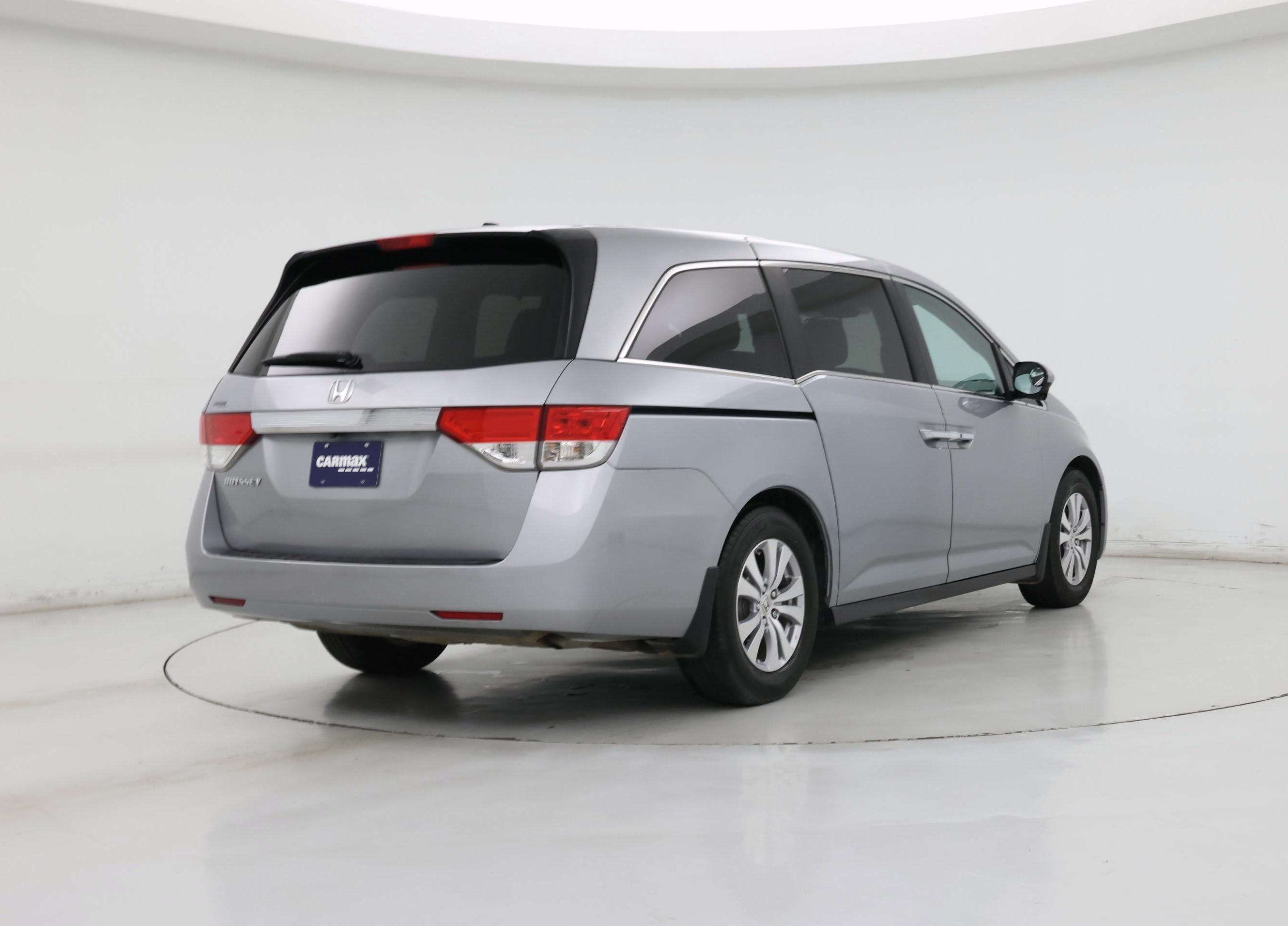 Thumbnail: 2016 Honda Odyssey - 8