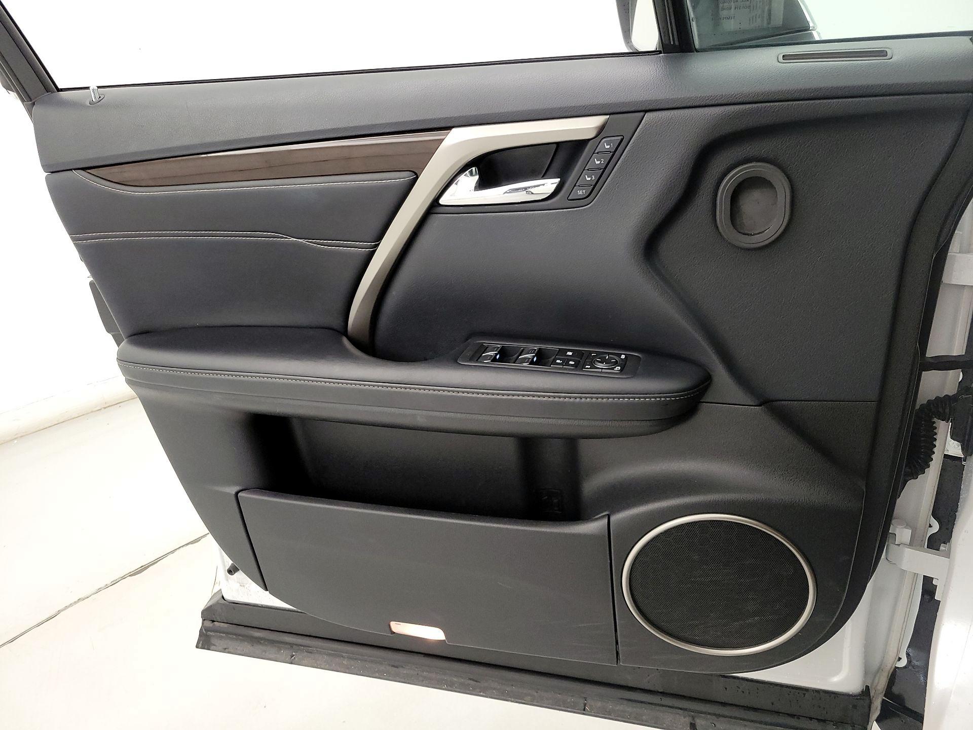 Thumbnail: 2019 Lexus RX - 12