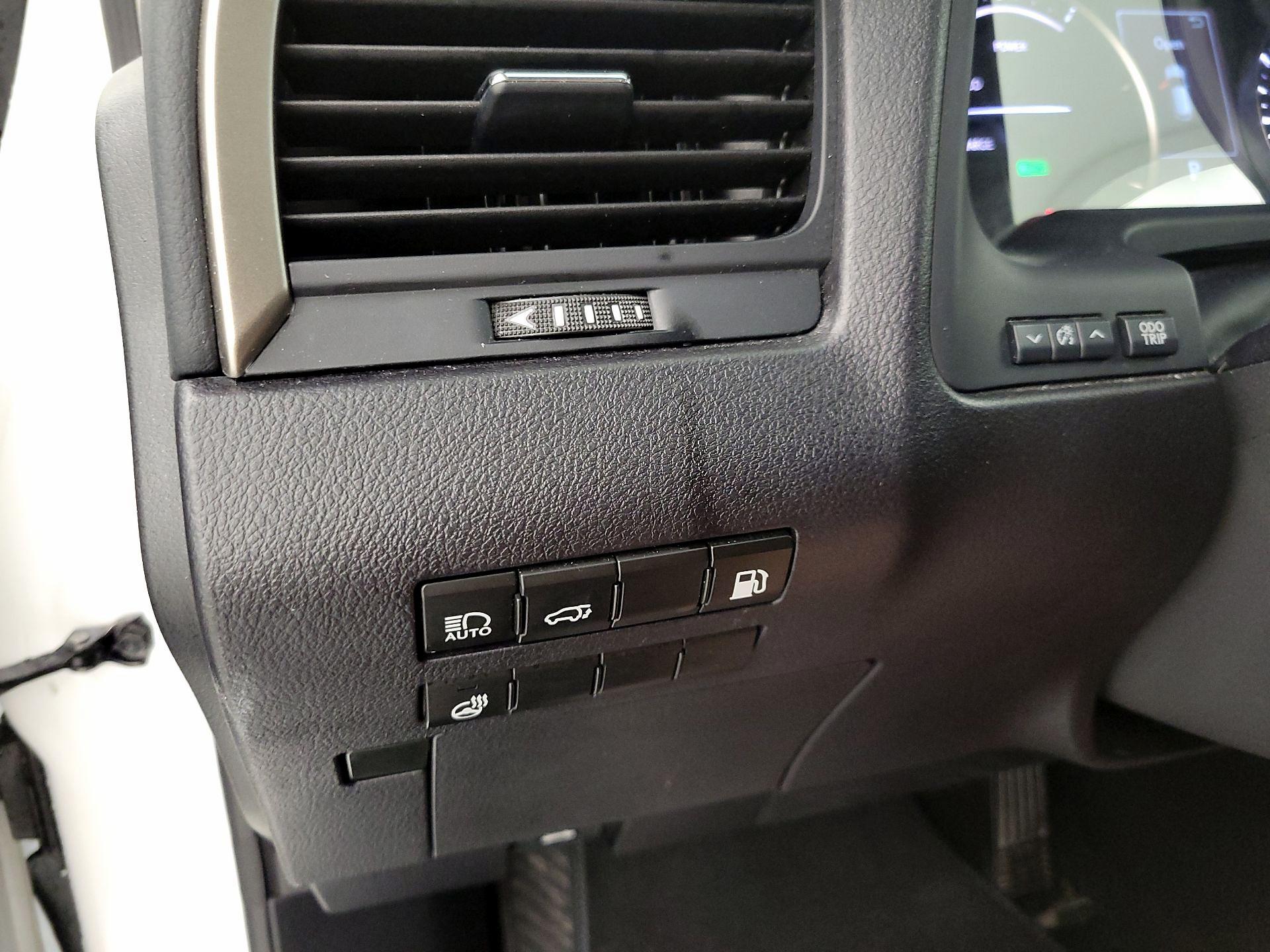 Thumbnail: 2019 Lexus RX - 13