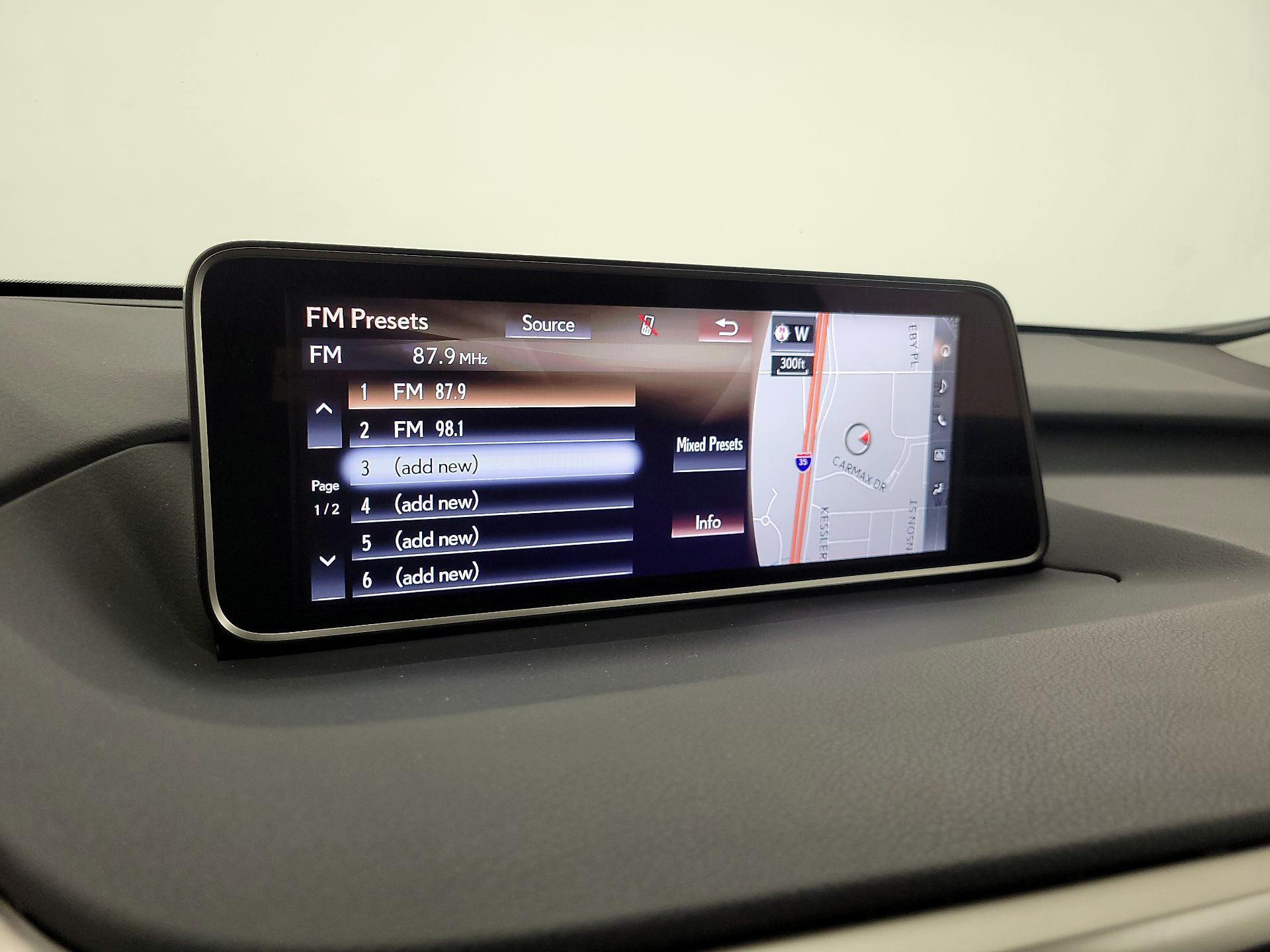 Thumbnail: 2019 Lexus RX - 16