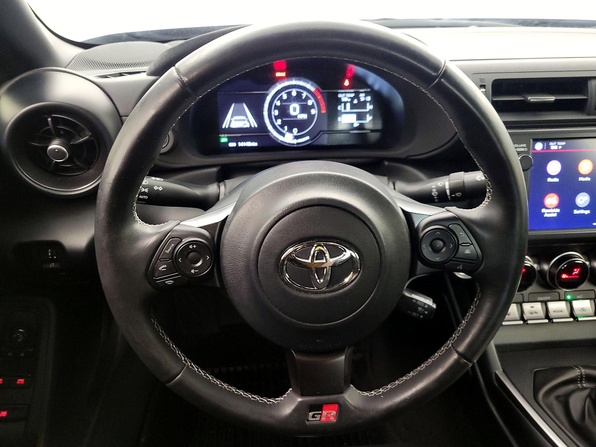 Thumbnail: 2024 Toyota GR86 - 10