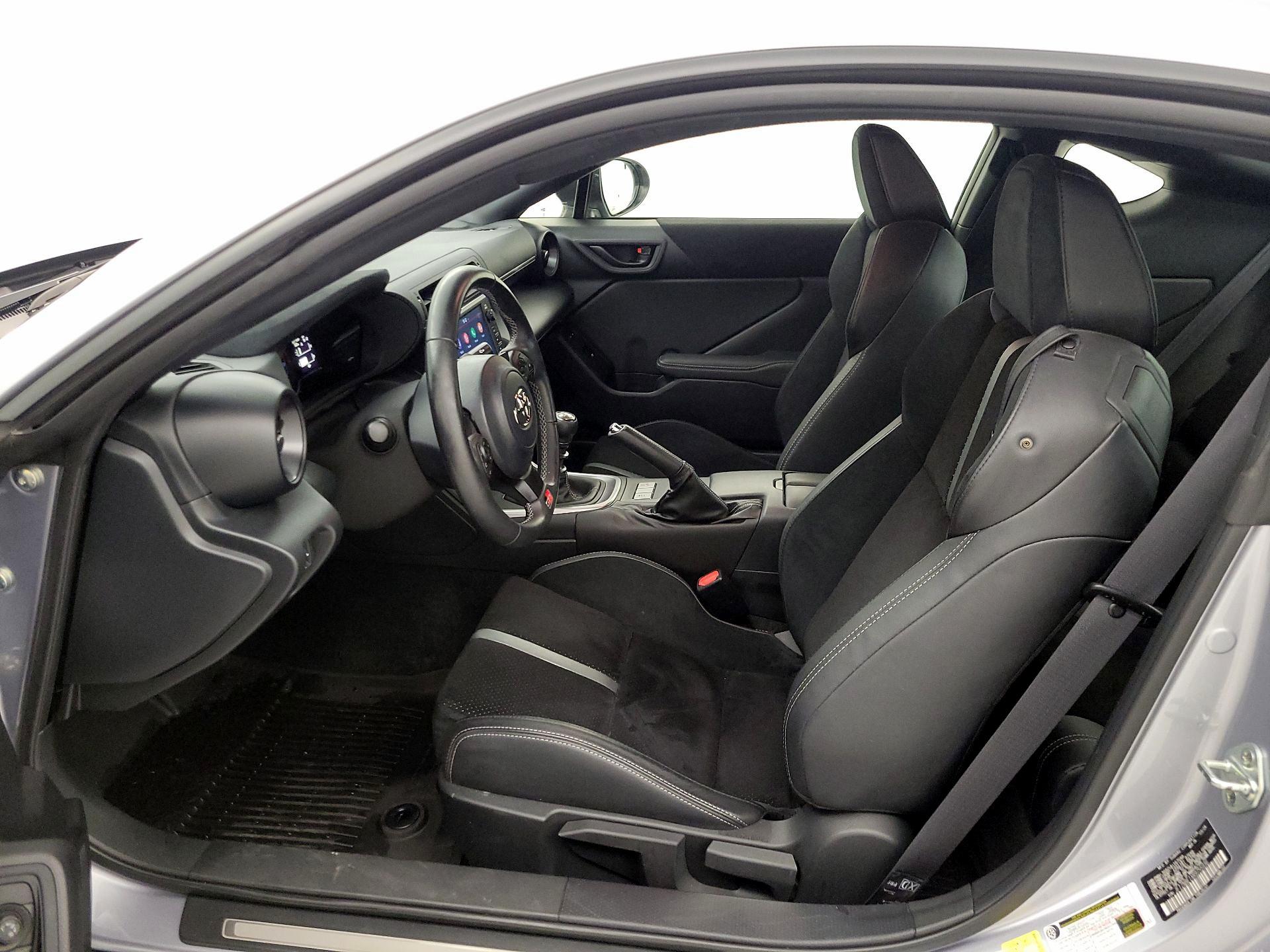 Thumbnail: 2024 Toyota GR86 - 11