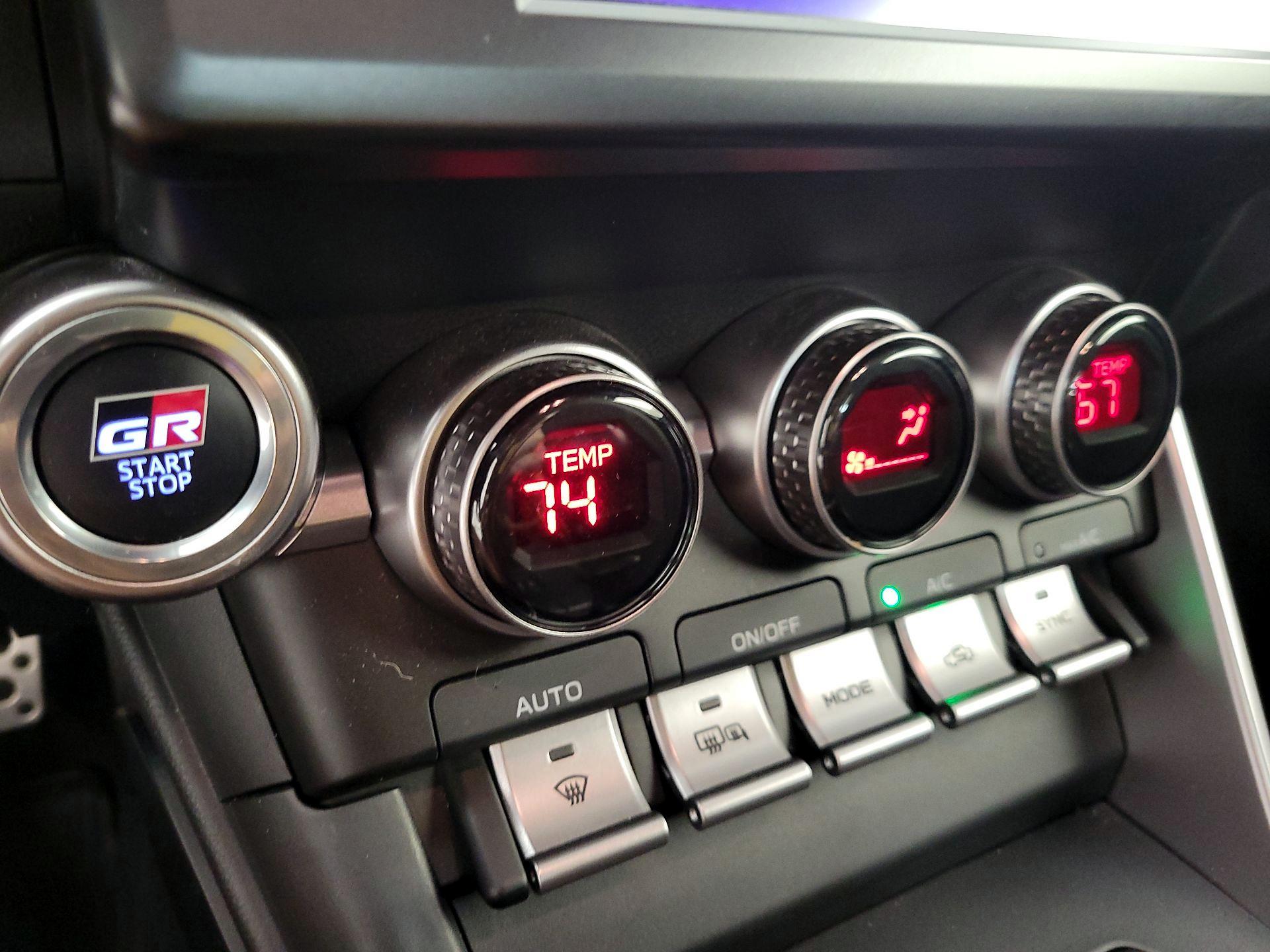 Thumbnail: 2024 Toyota GR86 - 16