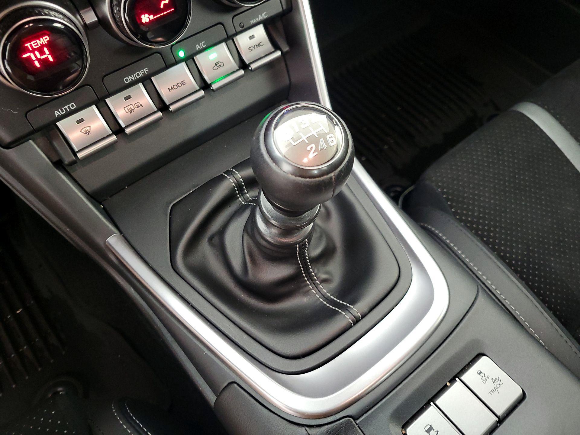 Thumbnail: 2024 Toyota GR86 - 17