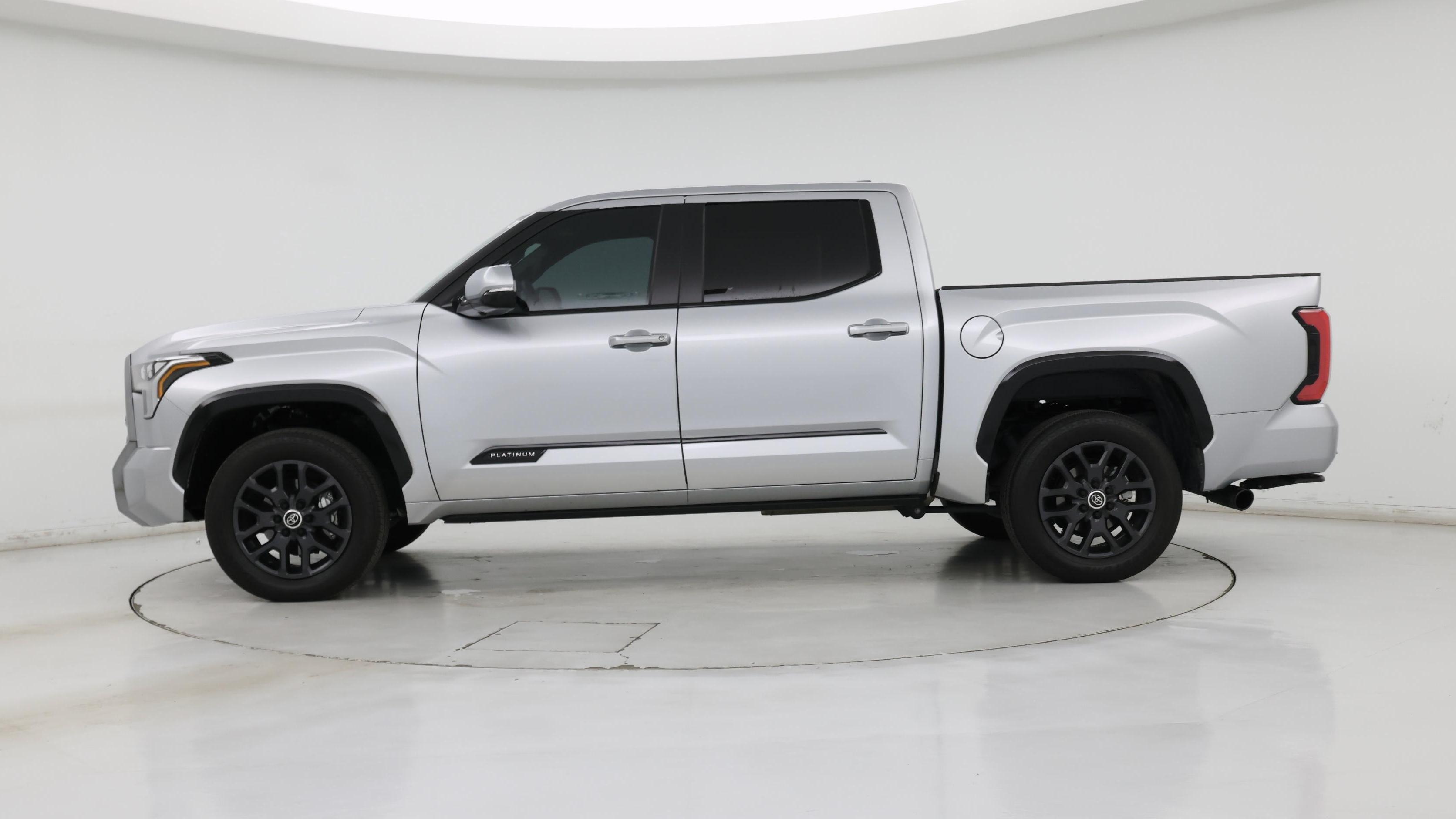 Thumbnail: 2024 Toyota Tundra - 3