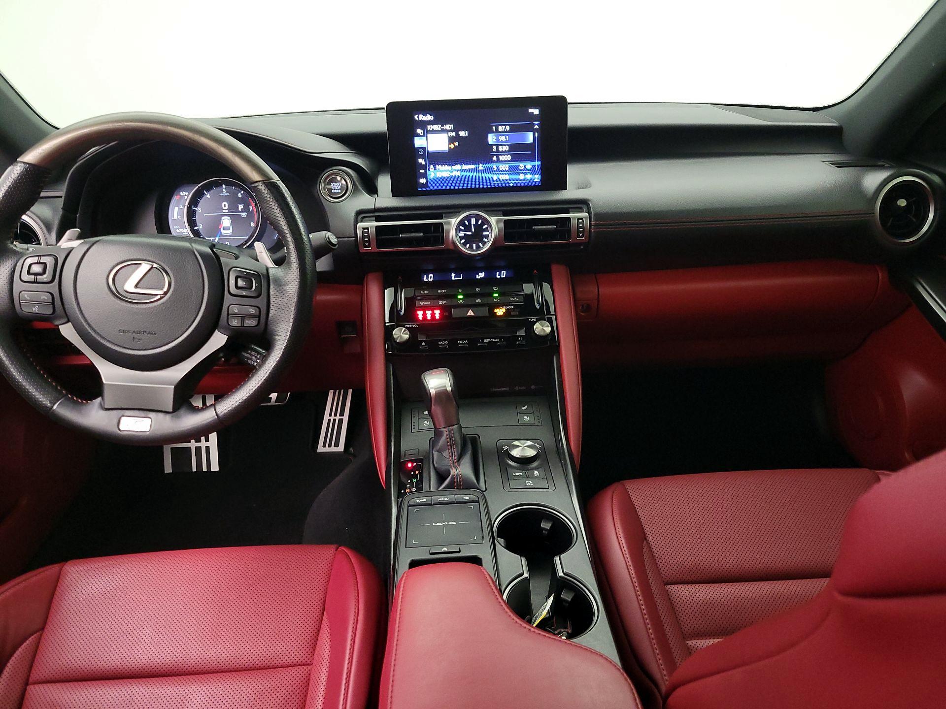 Thumbnail: 2021 Lexus IS - 9