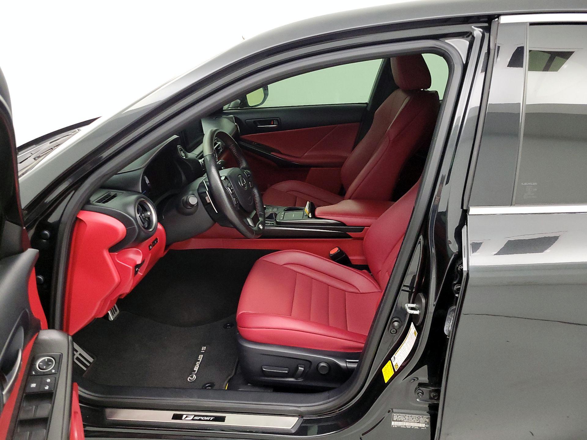 Thumbnail: 2021 Lexus IS - 11