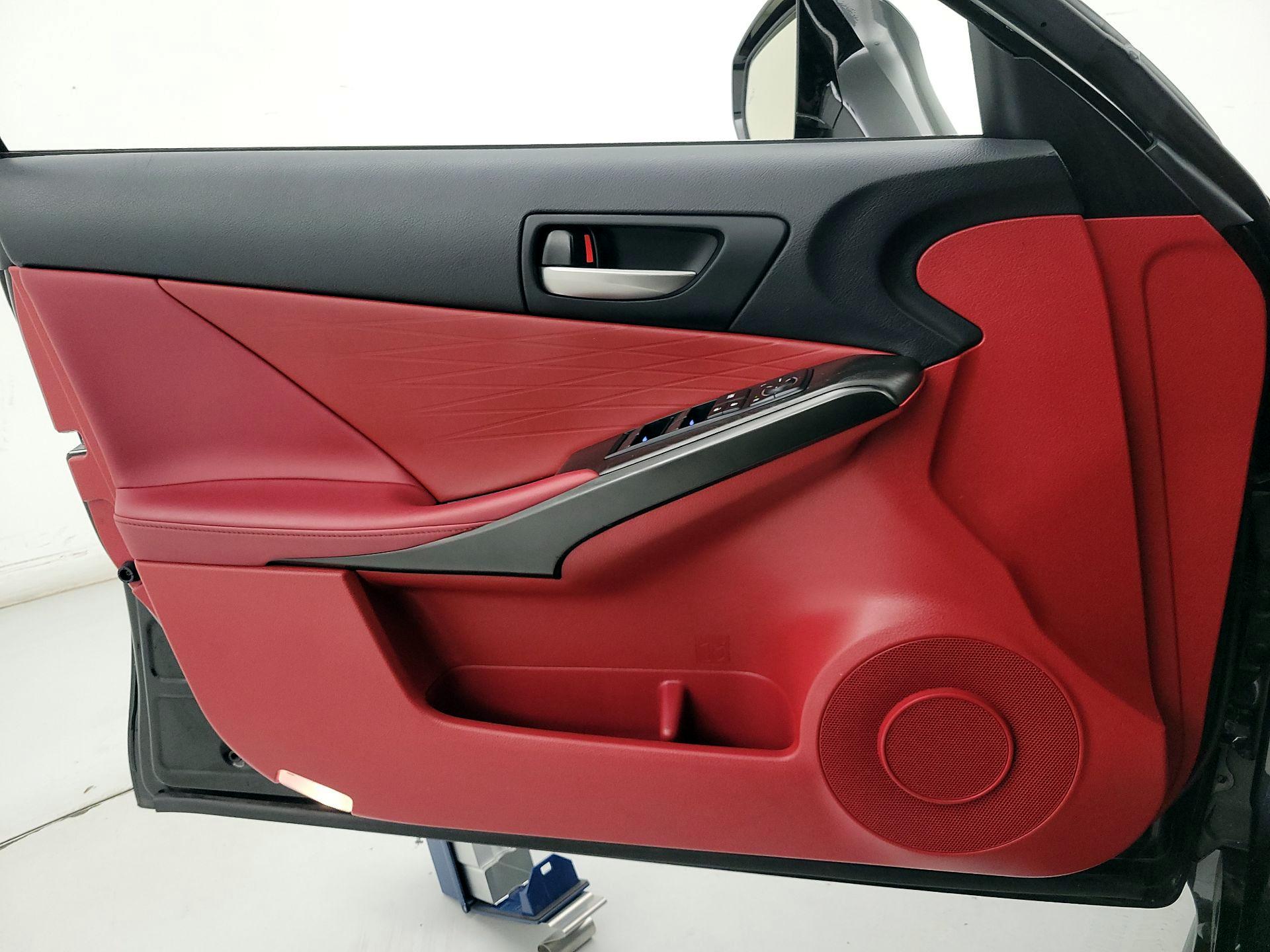 Thumbnail: 2021 Lexus IS - 12