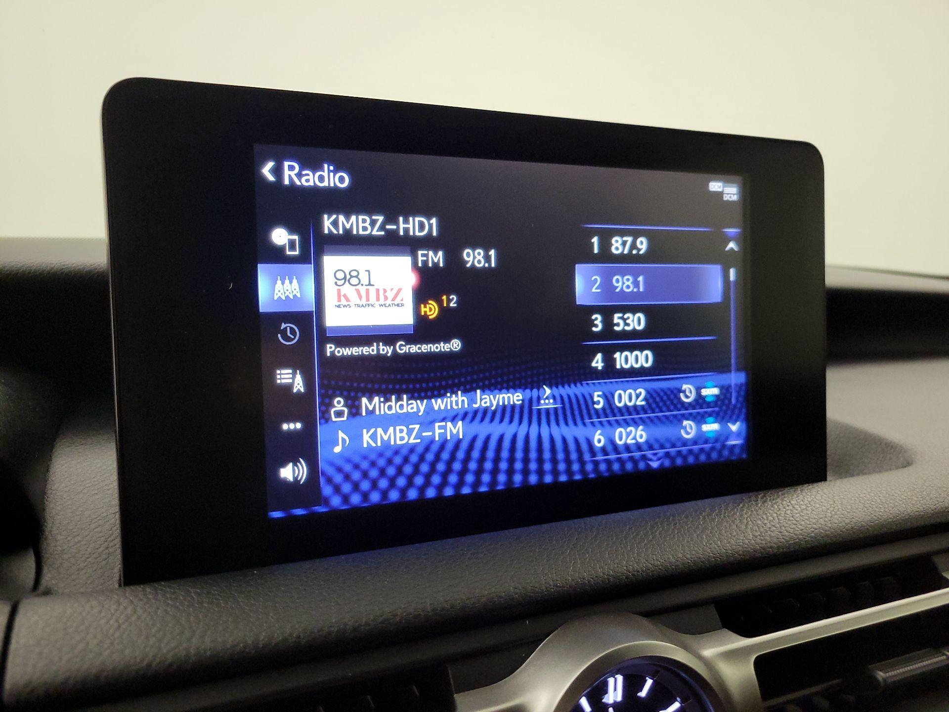 Thumbnail: 2021 Lexus IS - 15