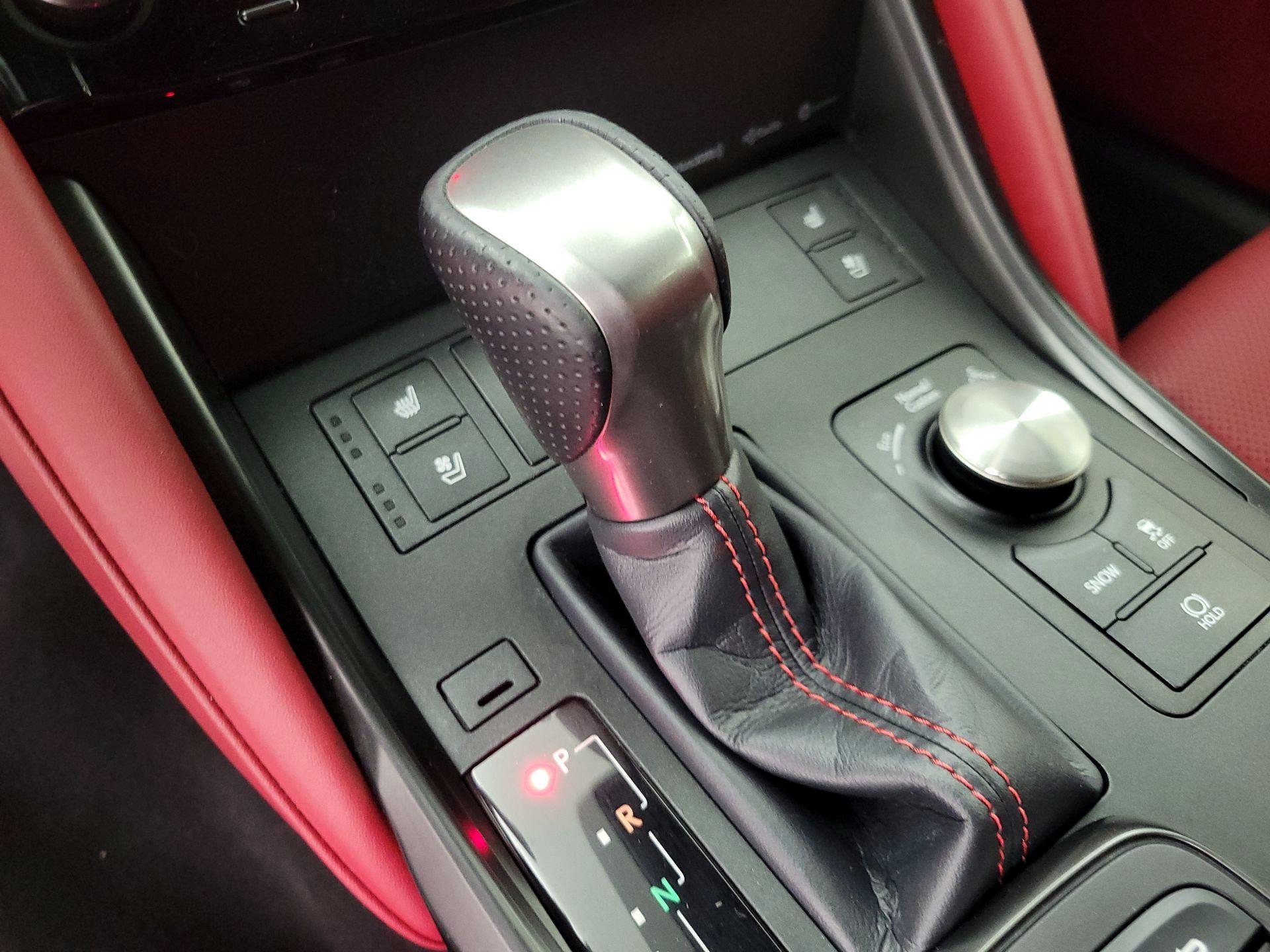 Thumbnail: 2021 Lexus IS - 17